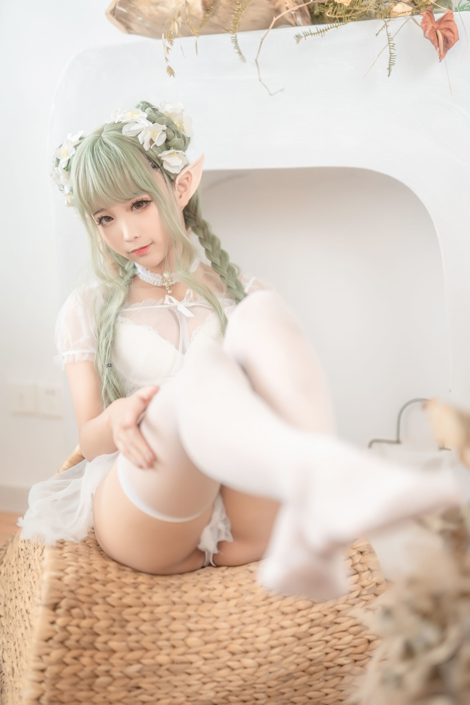 Internet Celebrity COSER Photo] Anime Blogger Chun Mo Mo - Pointy-Eared Kingdom Green Elf