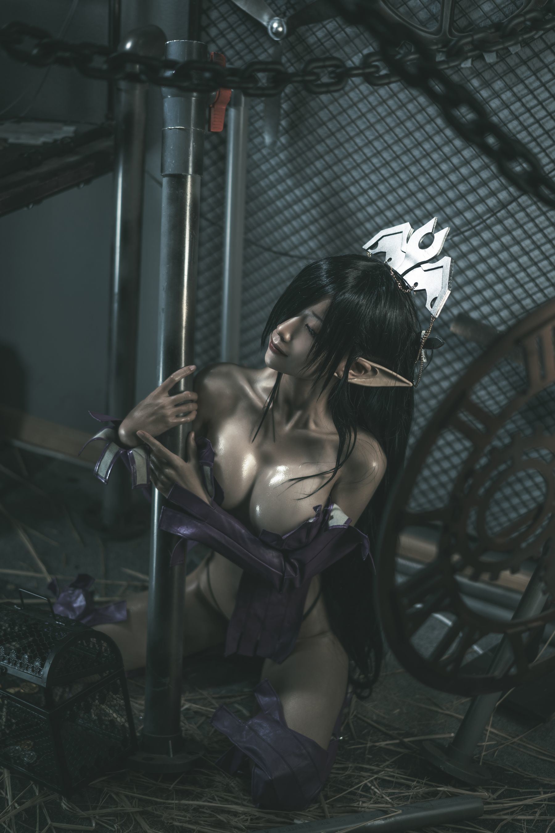 Internet Celebrity Cosplayer Photobook] Anime Blogger Chun Mo Mo - Black Beast Queen Original Design