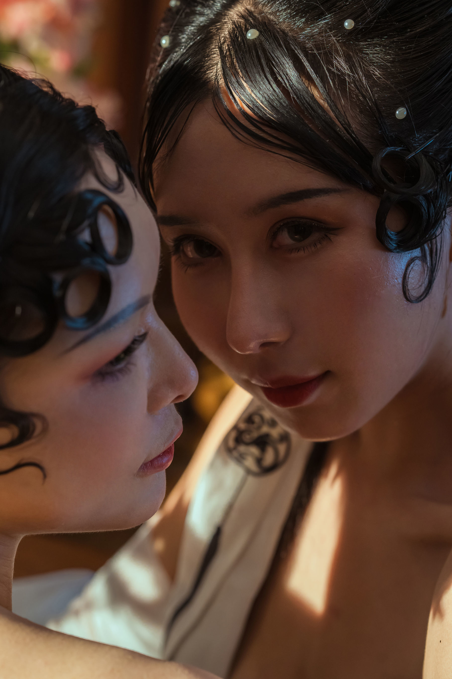 Internet Celebrity Coser Photobook] Autumn and Corgi (Xia Xiao Qiu Qiu Qiu) - Qing Bai She