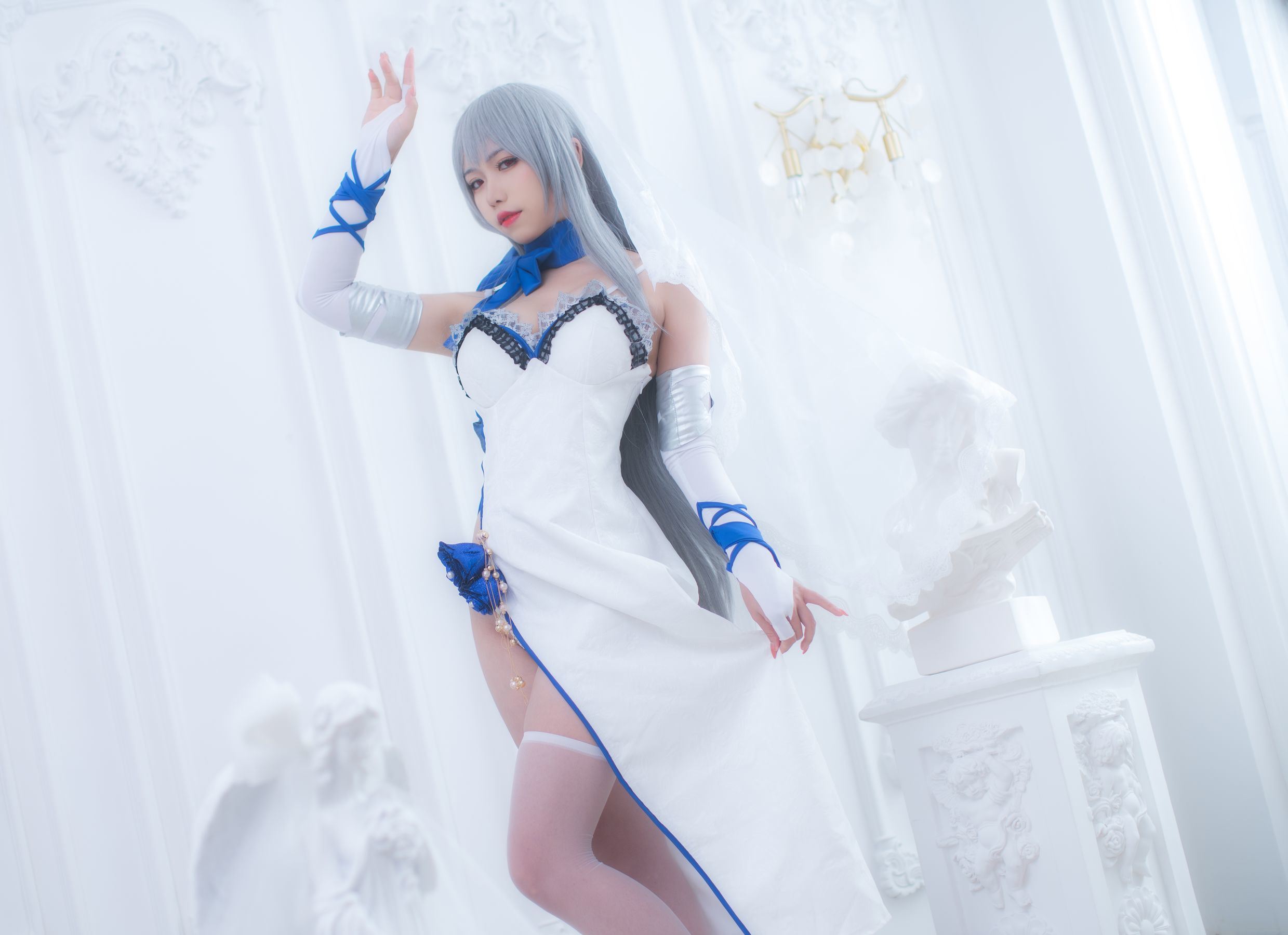 Internet Celebrity Cosplayer Photobook] Yuyuan Yuko SJ_ - Louis IX Formal Attire