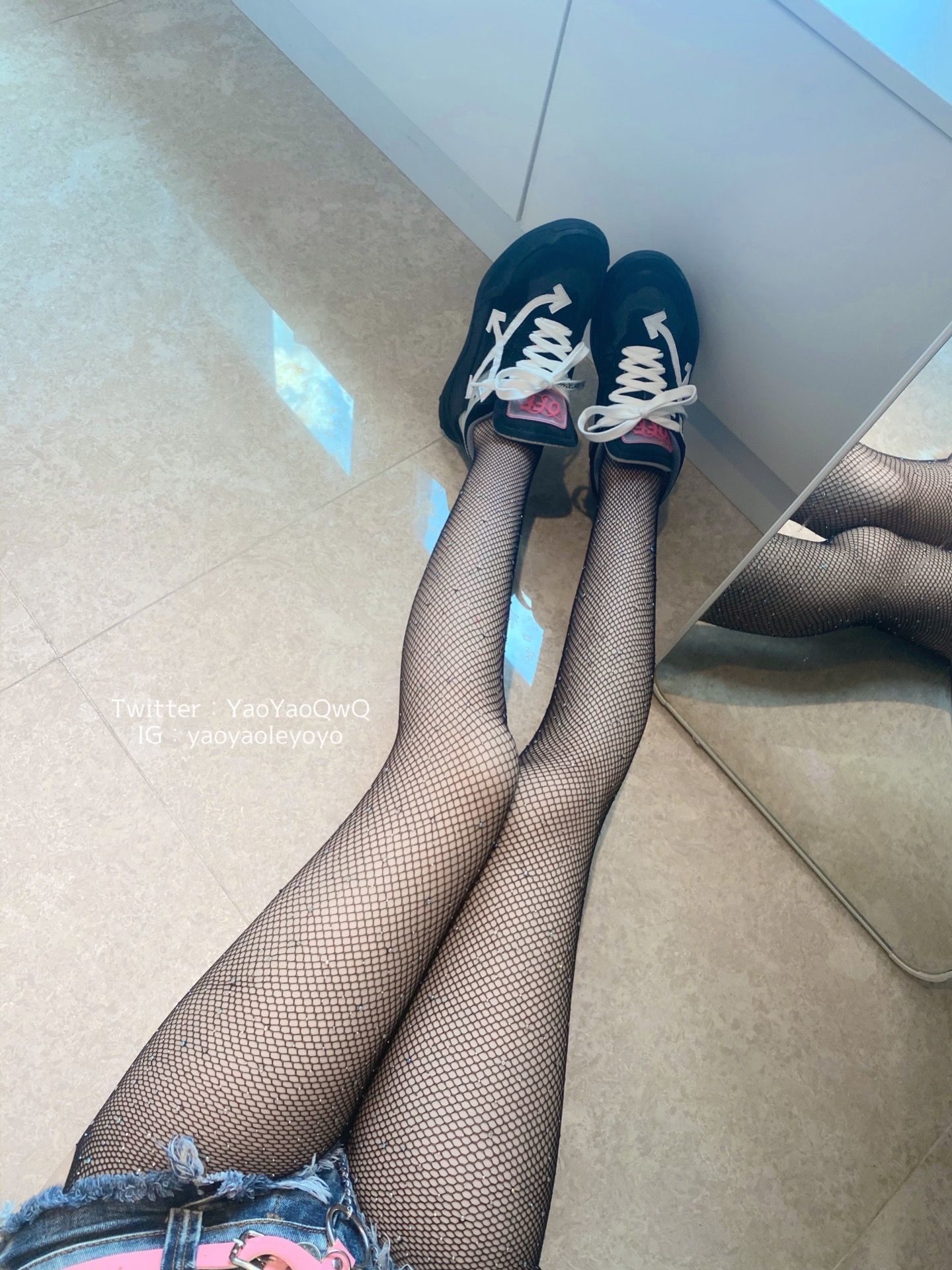 ネット紅人COSER写真] かわいいCoser ヤオヤオレヨヨ Fantia まず自分撮りを見る…… (2021-8-23)