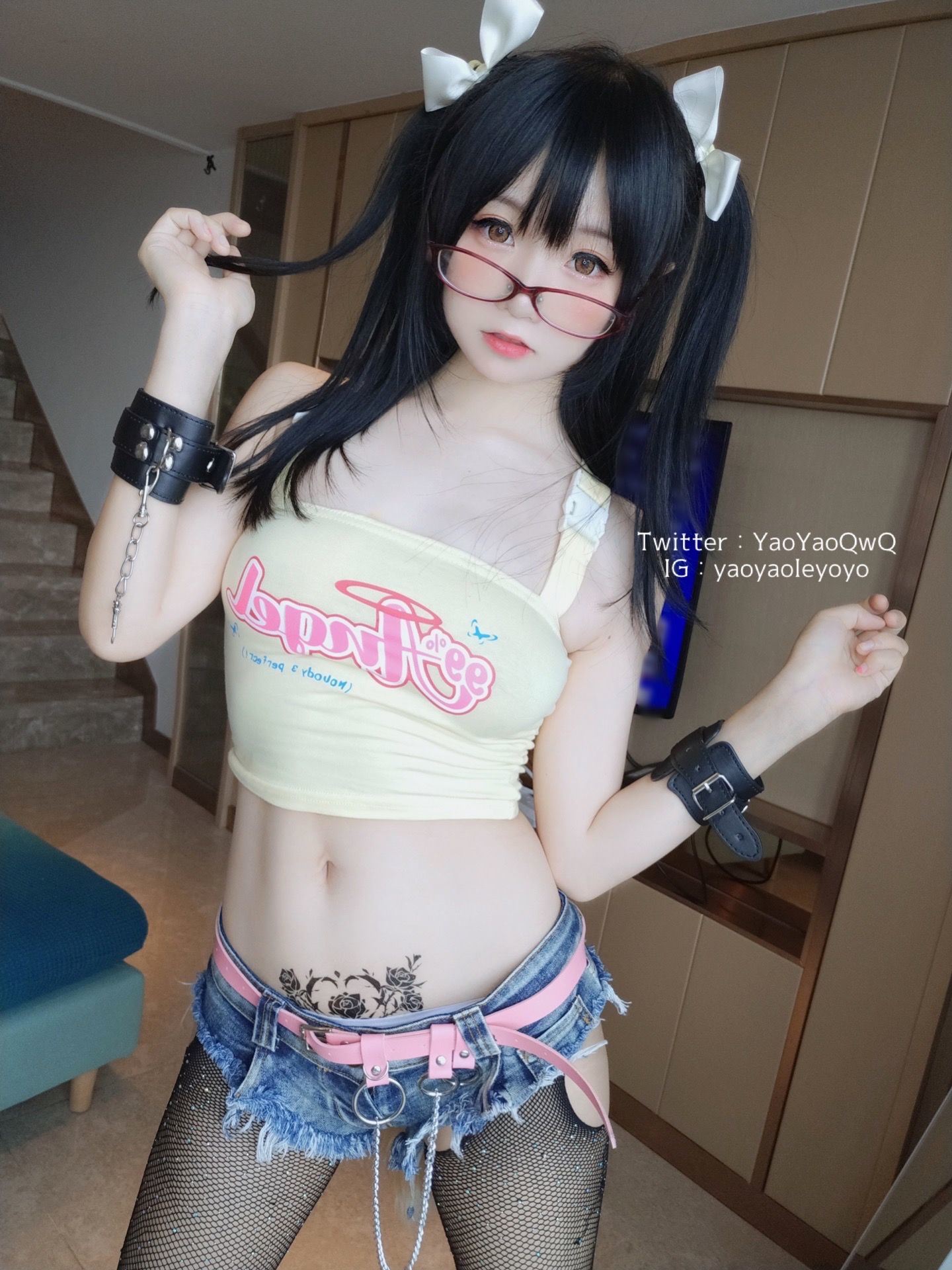 Internet Celebrity COSER Photos] Cute Girl Coser Yaoyao Le Yoyo Fantia First, view the selfie... (2021-8-23)