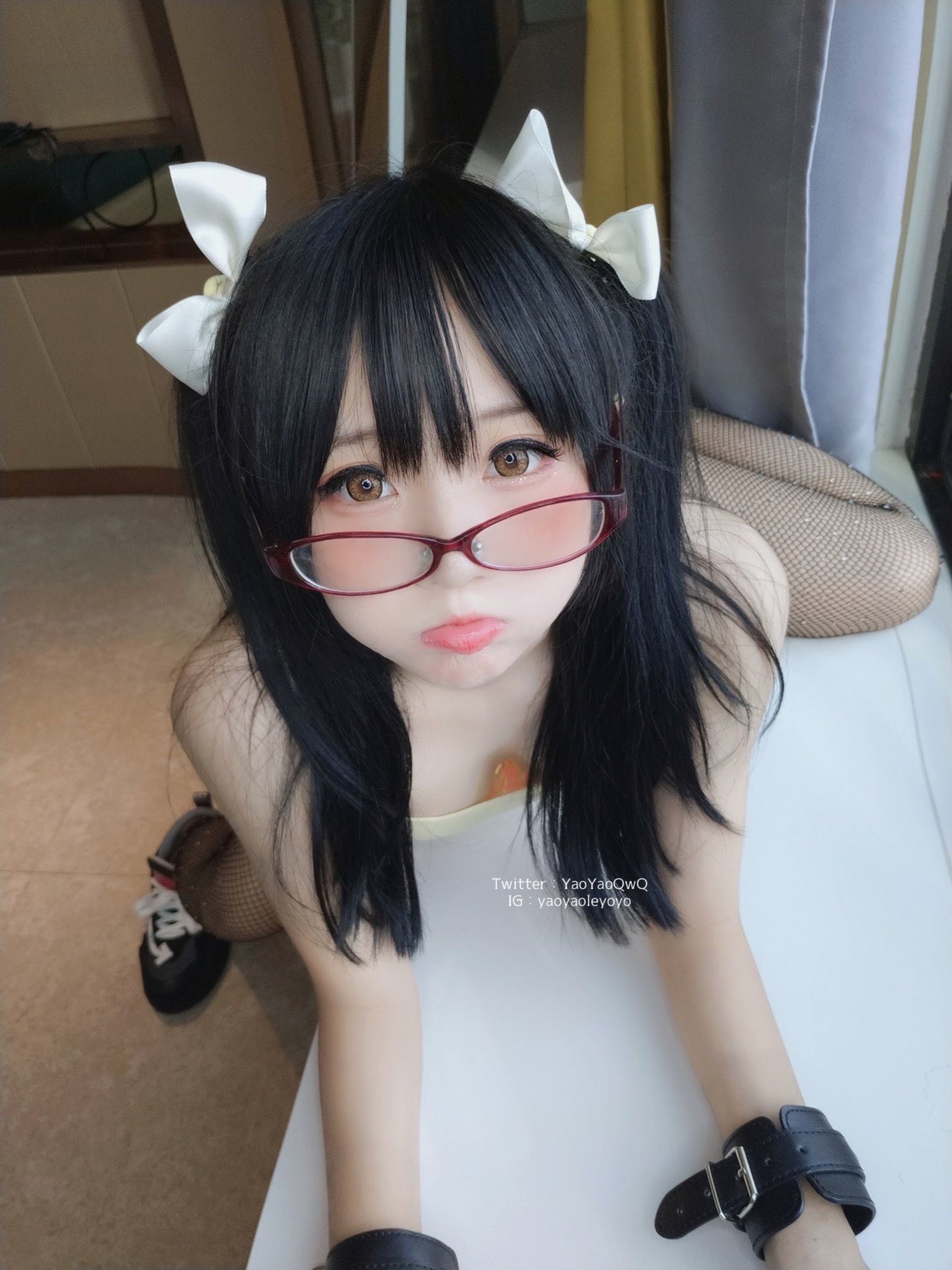 Internet Celebrity COSER Photos] Cute Girl Coser Yaoyao Le Yoyo Fantia First, view the selfie... (2021-8-23)