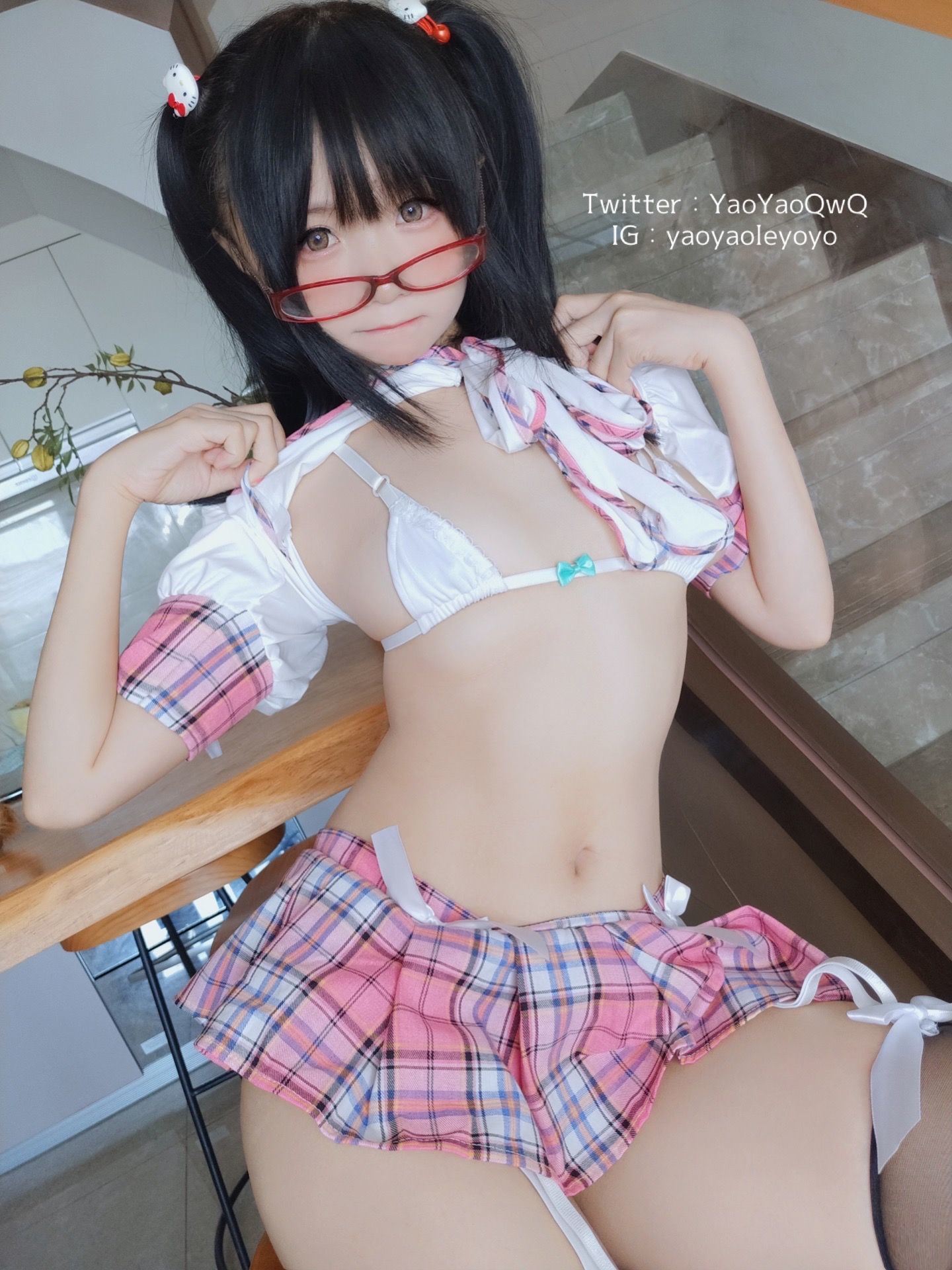 網紅COSER寫真] 萌妹子Coser搖搖樂yoyo fantia 最可愛的是尾巴！ (2021-8.01)