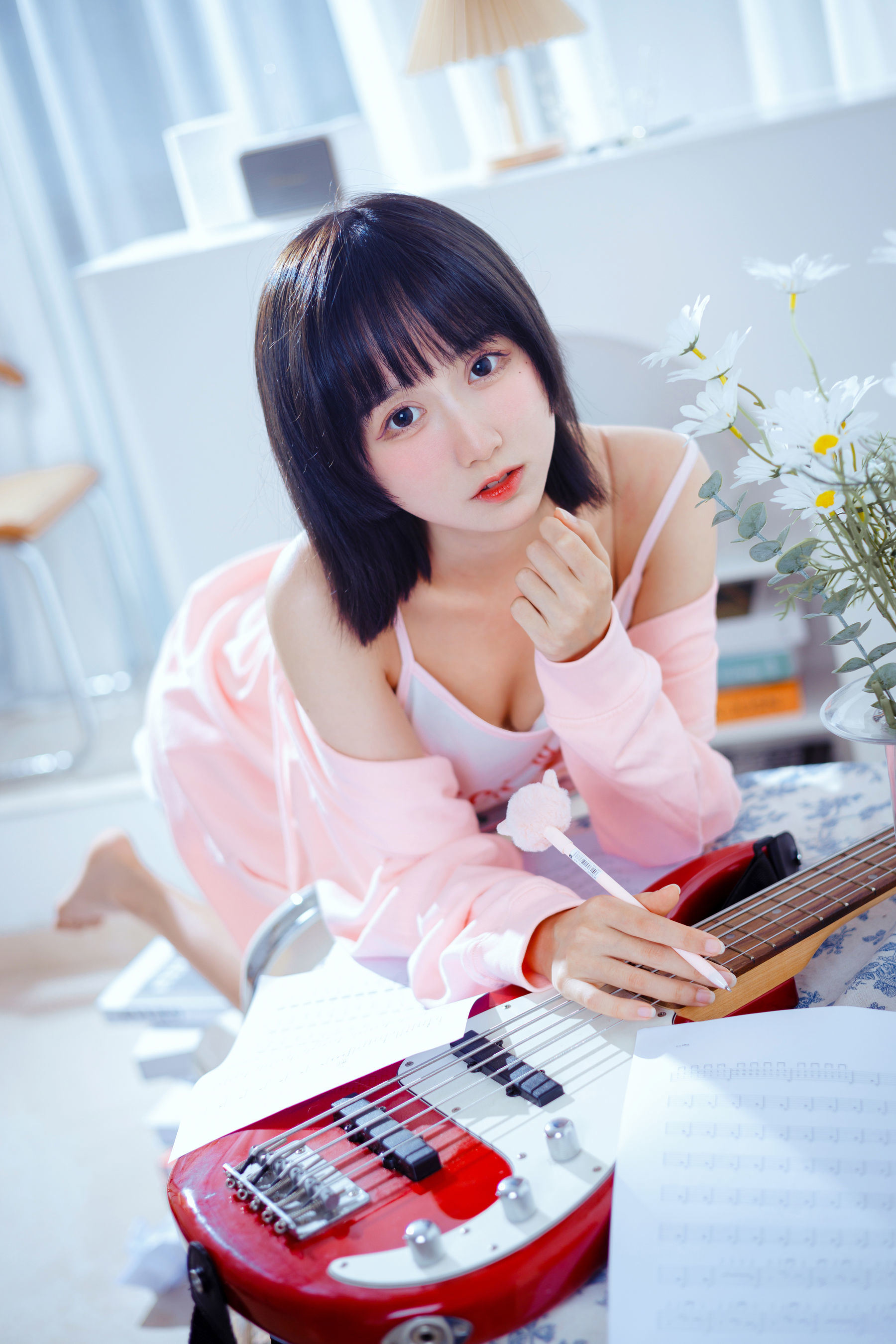 [Photo by internet celebrity COSER] Cute Miss Mu Mianmian OwO - Bass and Sister