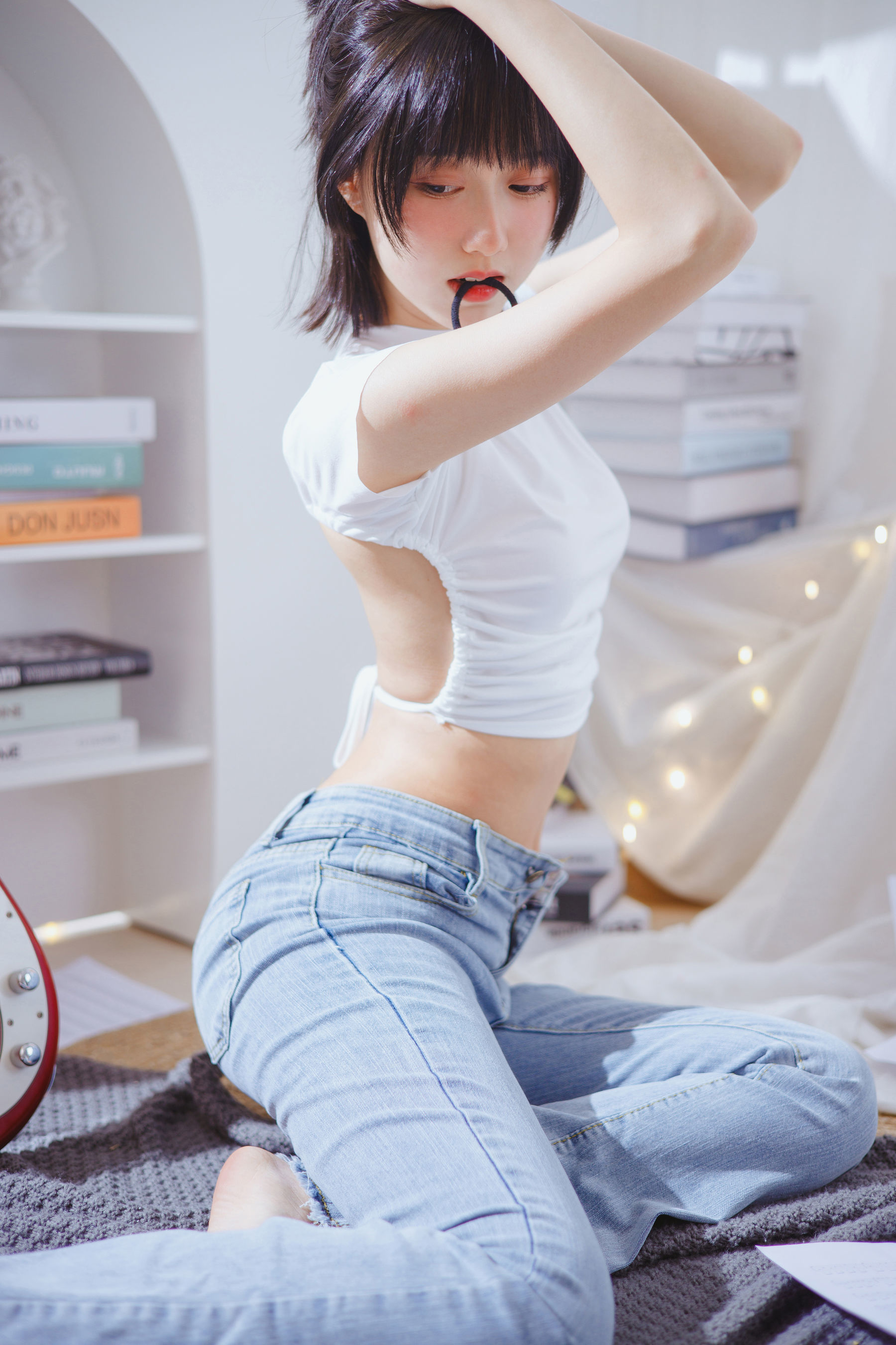 Sách ảnh COSER Net Red] Chị gái hệ dễ thương Mộc Miên Miên OwO - Beth và em gái