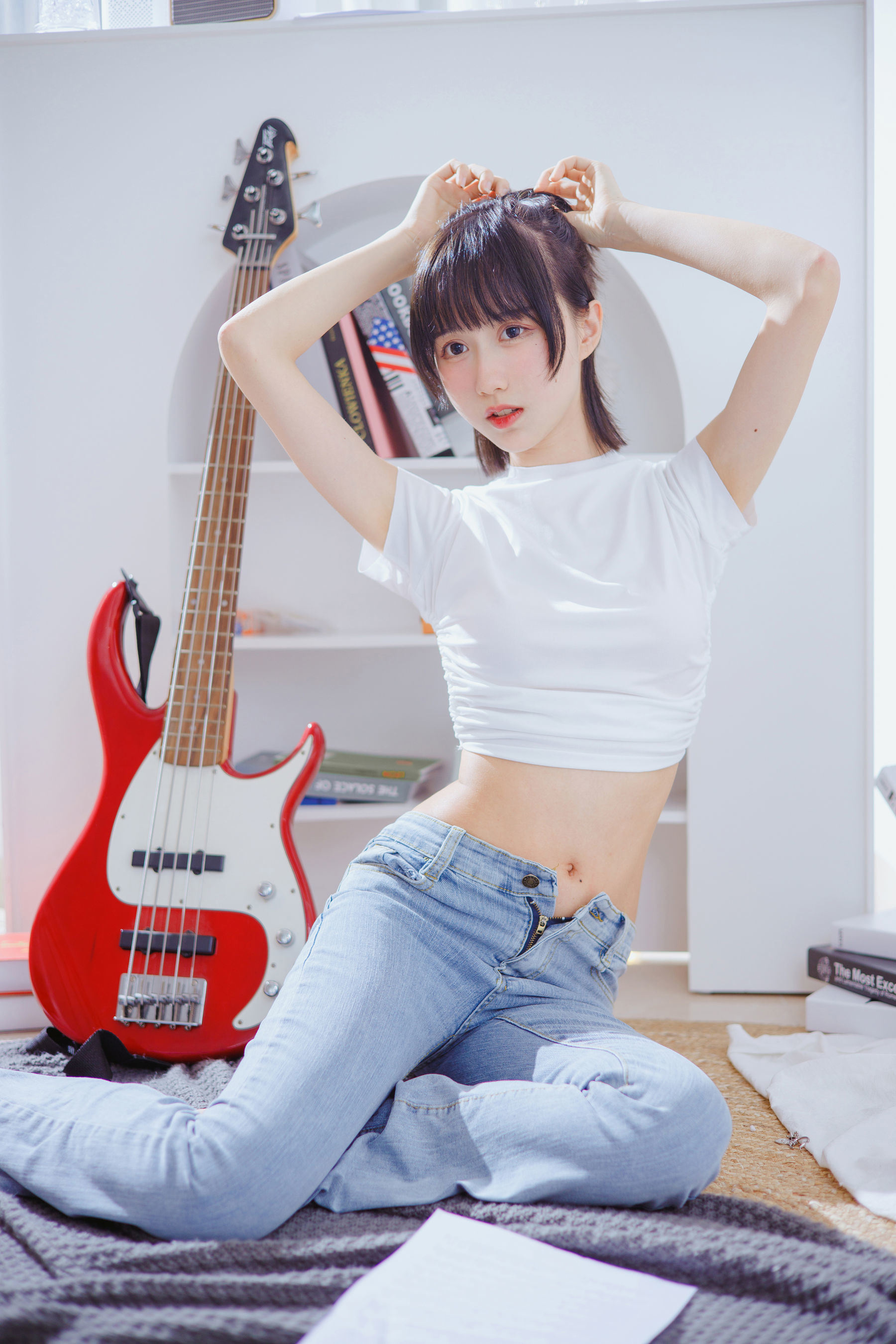 Sách ảnh COSER Net Red] Chị gái hệ dễ thương Mộc Miên Miên OwO - Beth và em gái