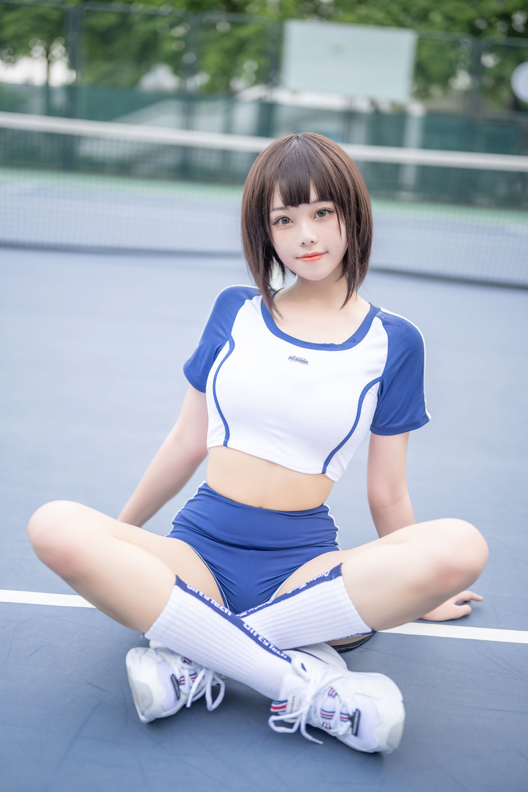 網紅COSER寫真] 萌系小姐姐蜜汁貓裘 - 體操服