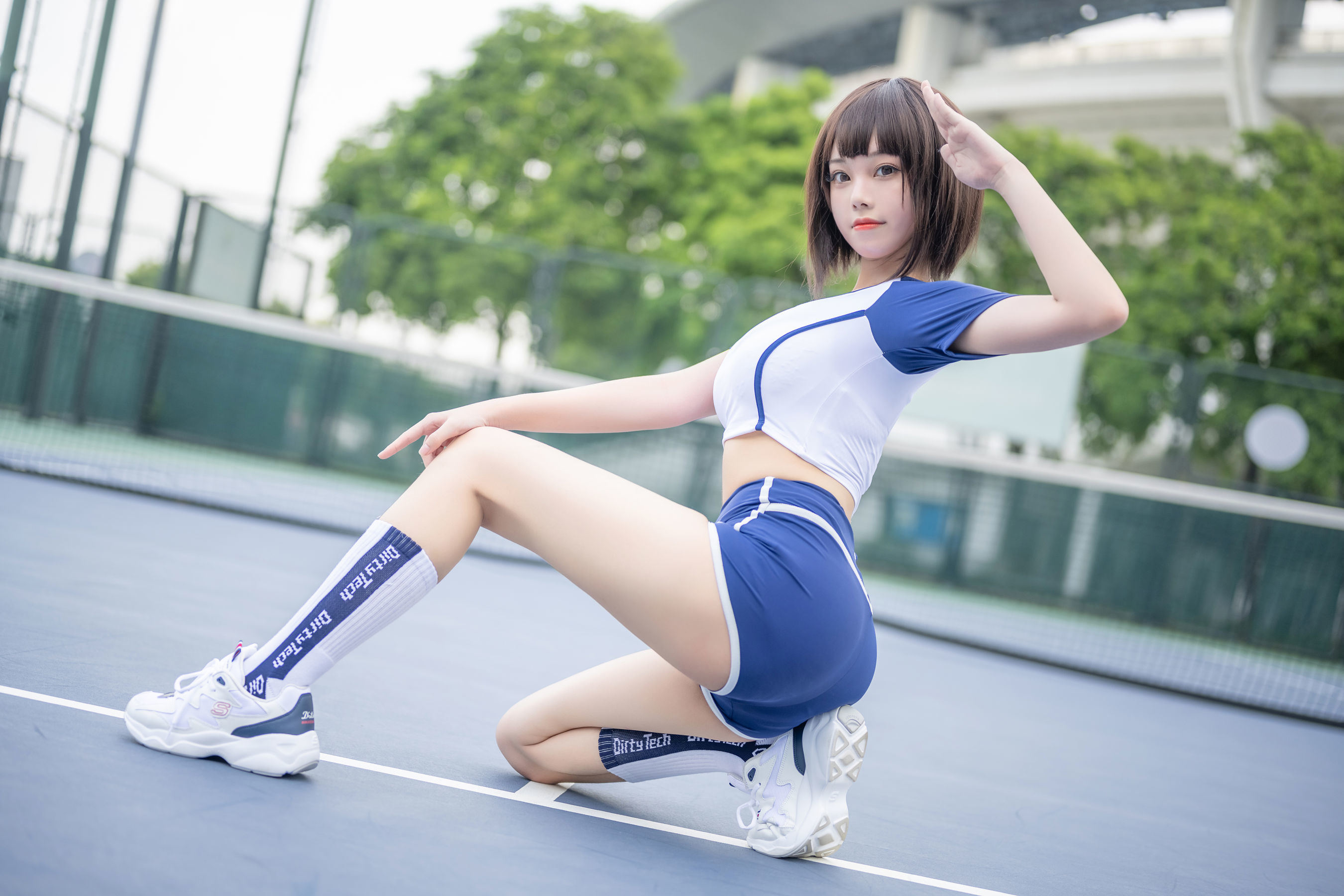 網紅COSER寫真] 萌系小姐姐蜜汁貓裘 - 體操服