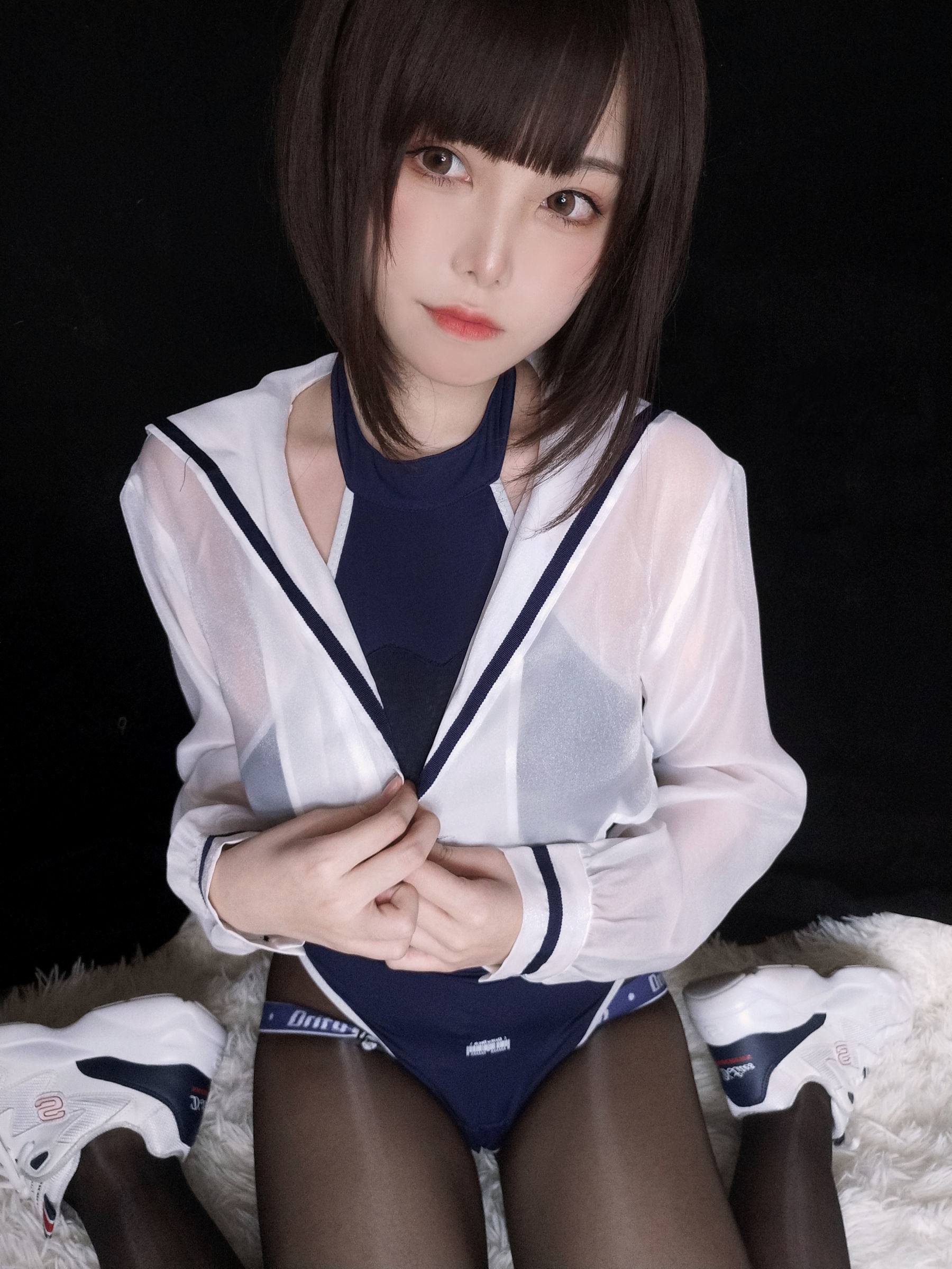 Internet Celebrity Cosplayer Photobook] Cute Miss Mizhi Maoqiu - Swimsuit