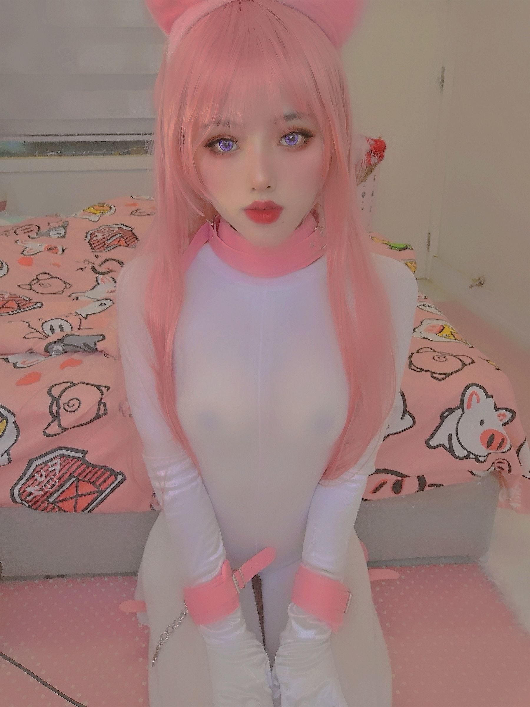 Internet Celebrity Coser Photos] Titanium Alloy Big Ba Ba - One-Piece White Silk