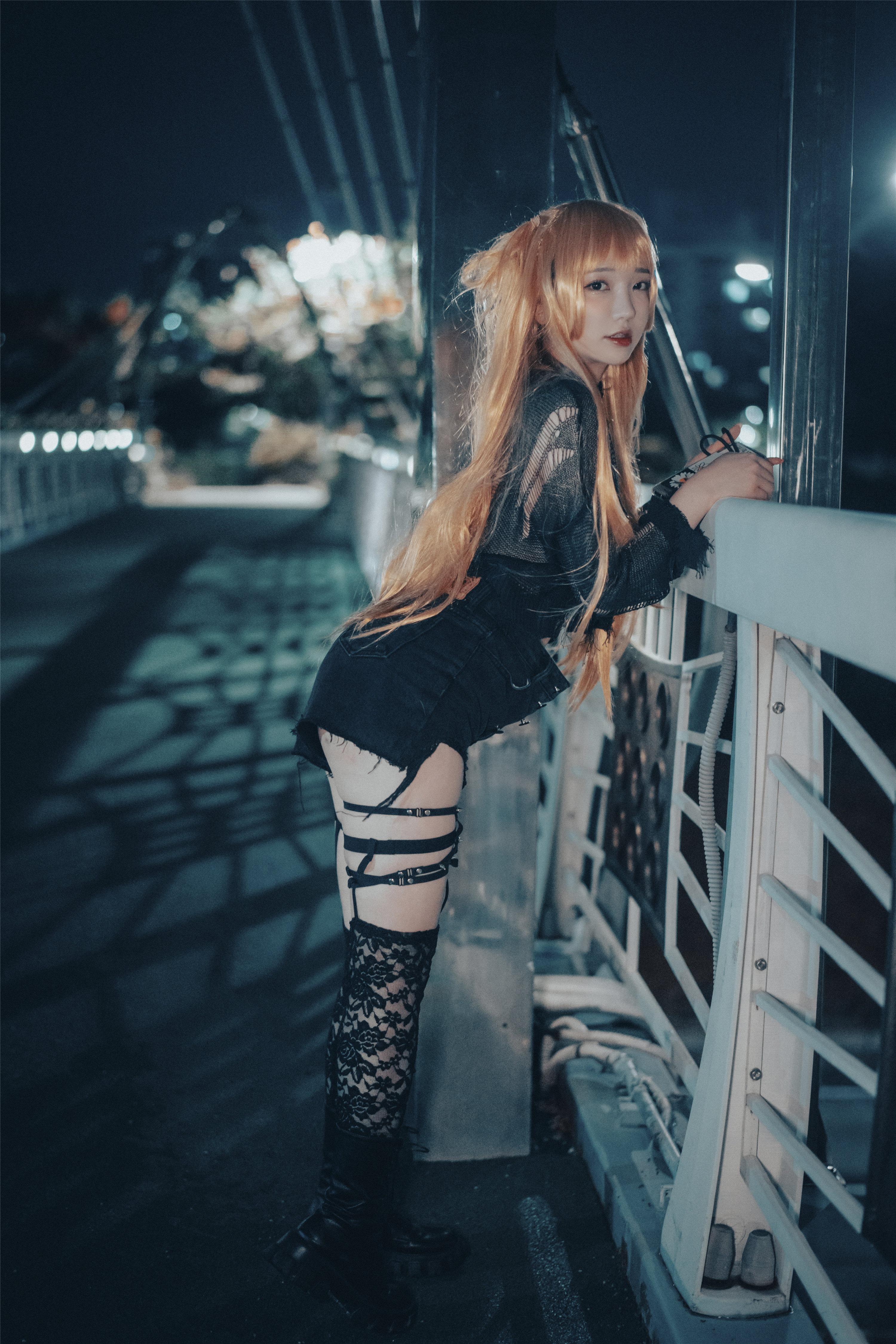 DJAWA Photo – Son Ye-Eun (손예은): “Nữ hoàng Backout Misa” 130P