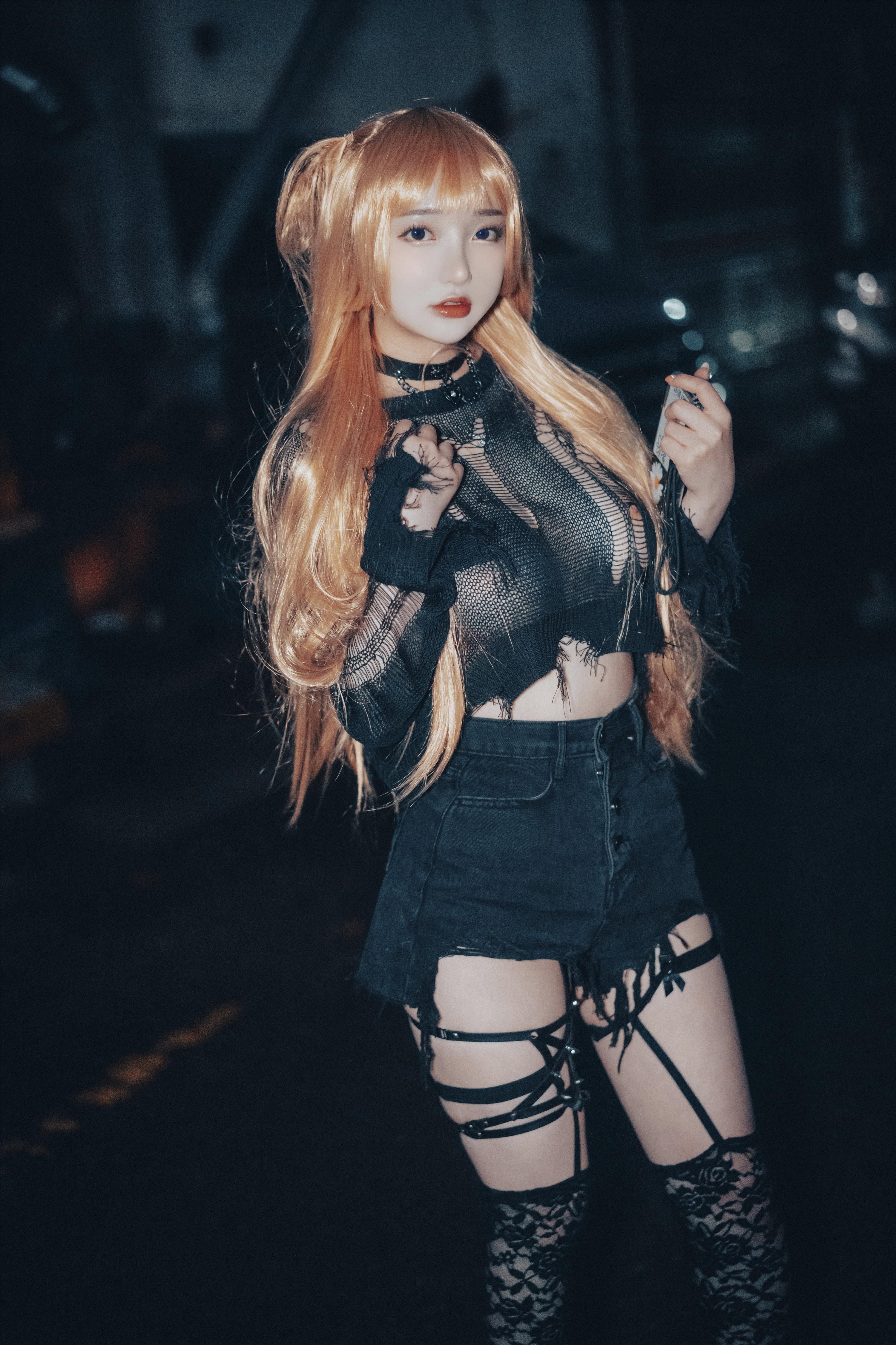 자와 포토 – 손예은: “백아웃 퀸 미사” 130P