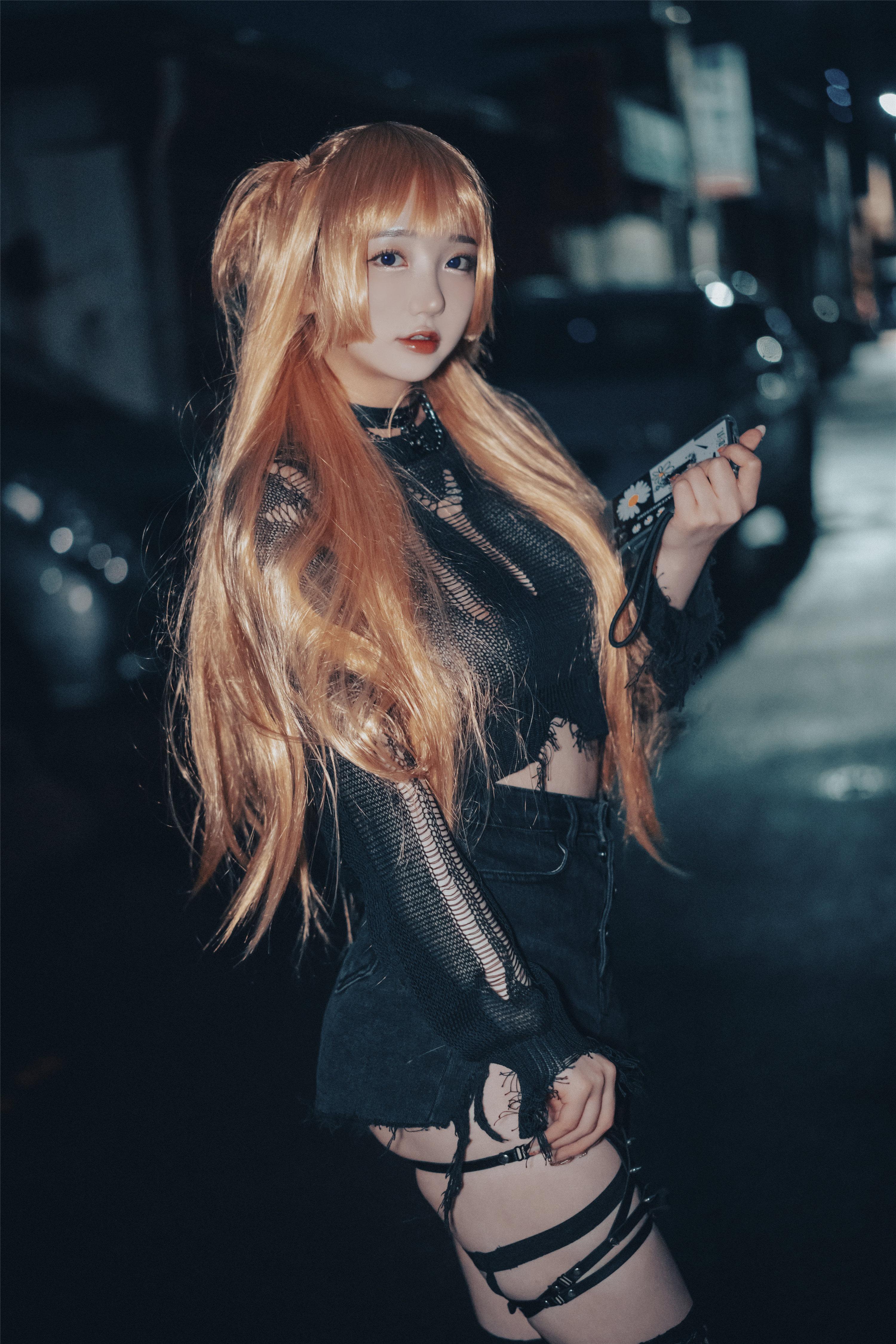 DJAWA Photo – Son Ye-Eun (손예은): “Nữ hoàng Backout Misa” 130P