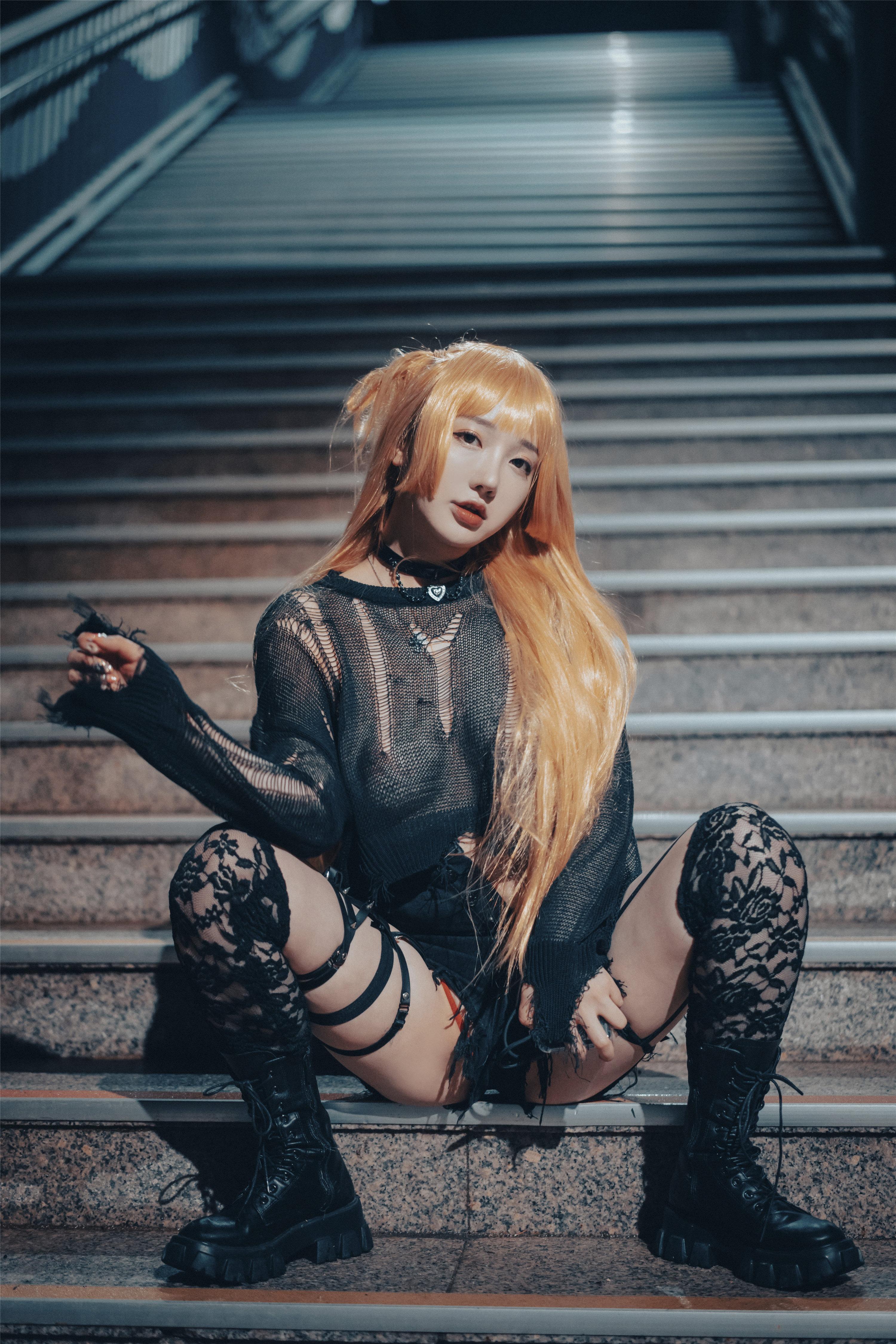 DJAWA Photo – Son Ye-Eun (손예은): “Nữ hoàng Backout Misa” 130P