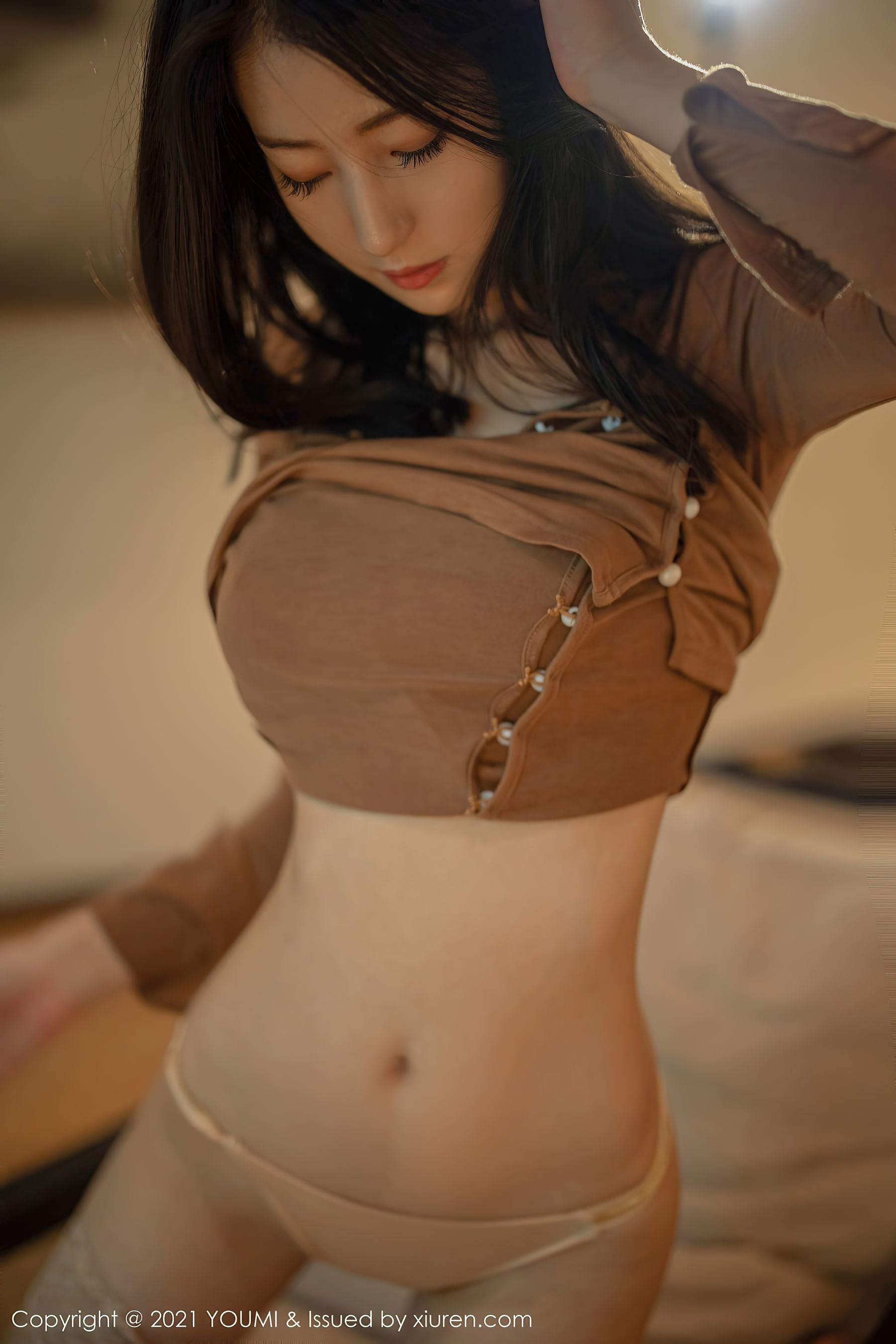 YouMi] Vol.681 Xiong Xiao Nuo - Warm-toned Simple Clothing Wrapped Around the Body