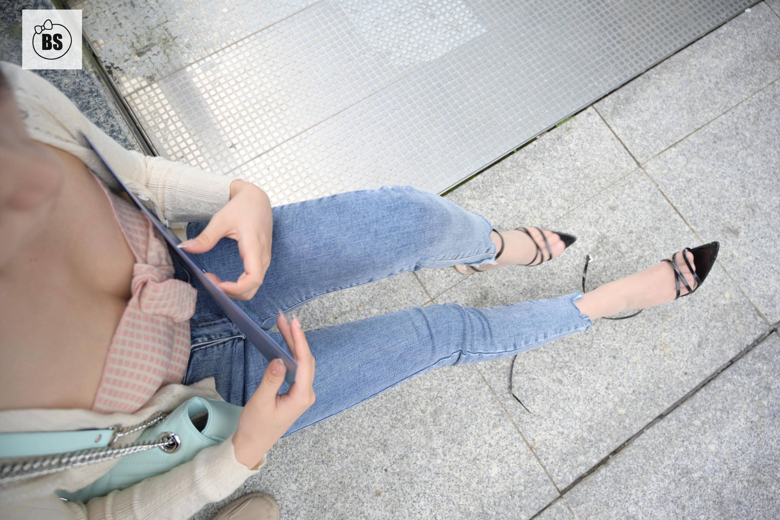 Wo Si Ni Xiang] MX009 Mei Xi Bus Station Adventure Record 4
