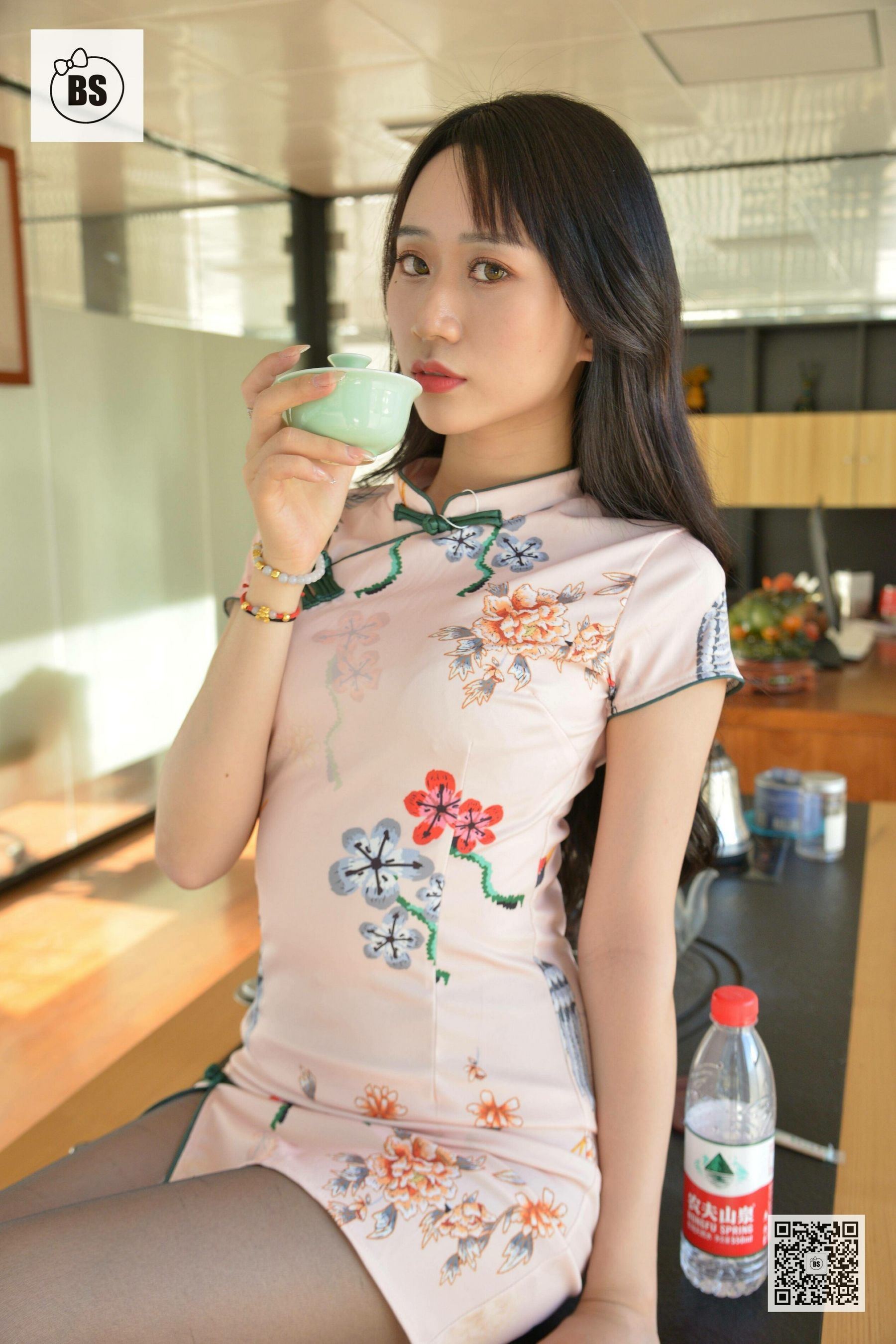我絲你想] MX014 美西 新來的女助理4