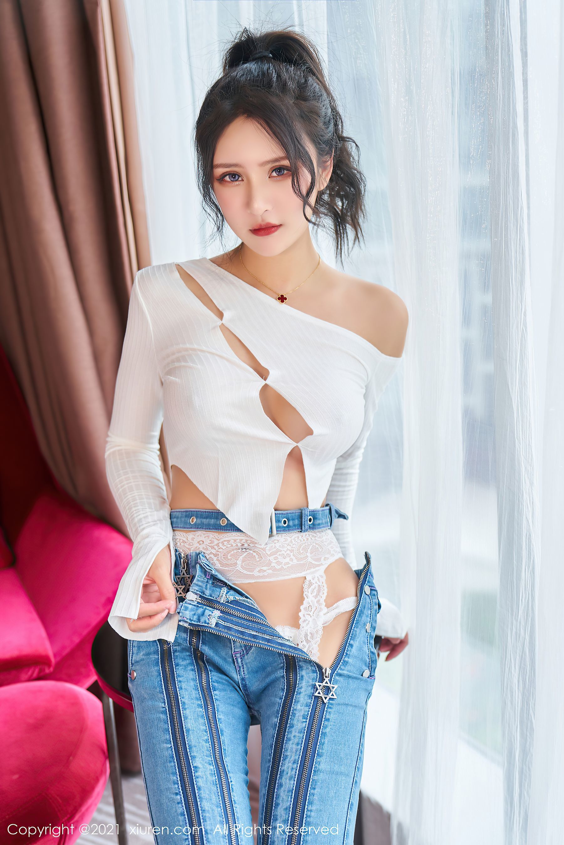 秀人XiuRen] No.3720 Emily尹菲