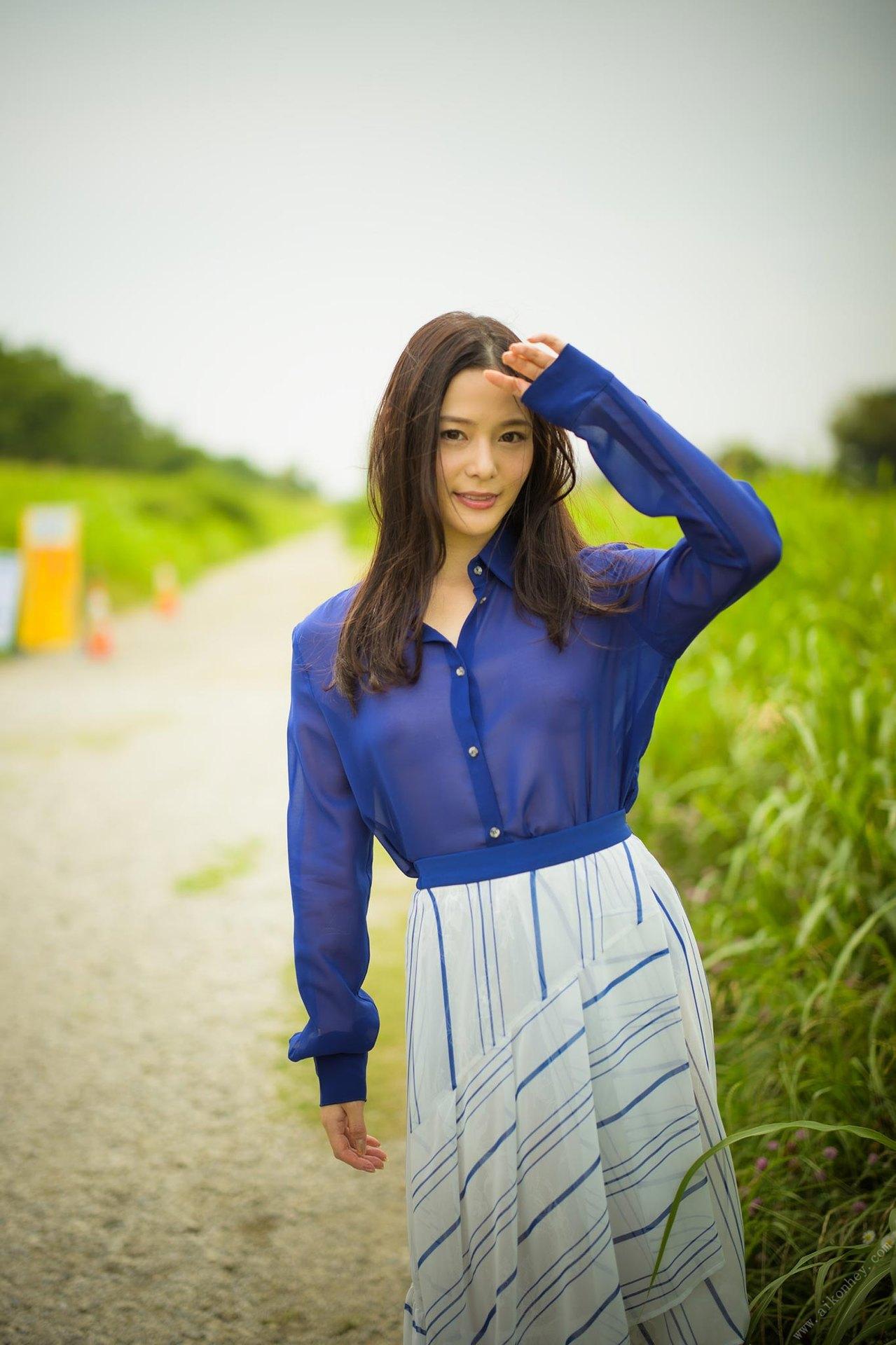 Yoshitaka Nene × Nikaido Yume: Welcome to Momojiri Village, Weekly Post Digital Photobook [82P