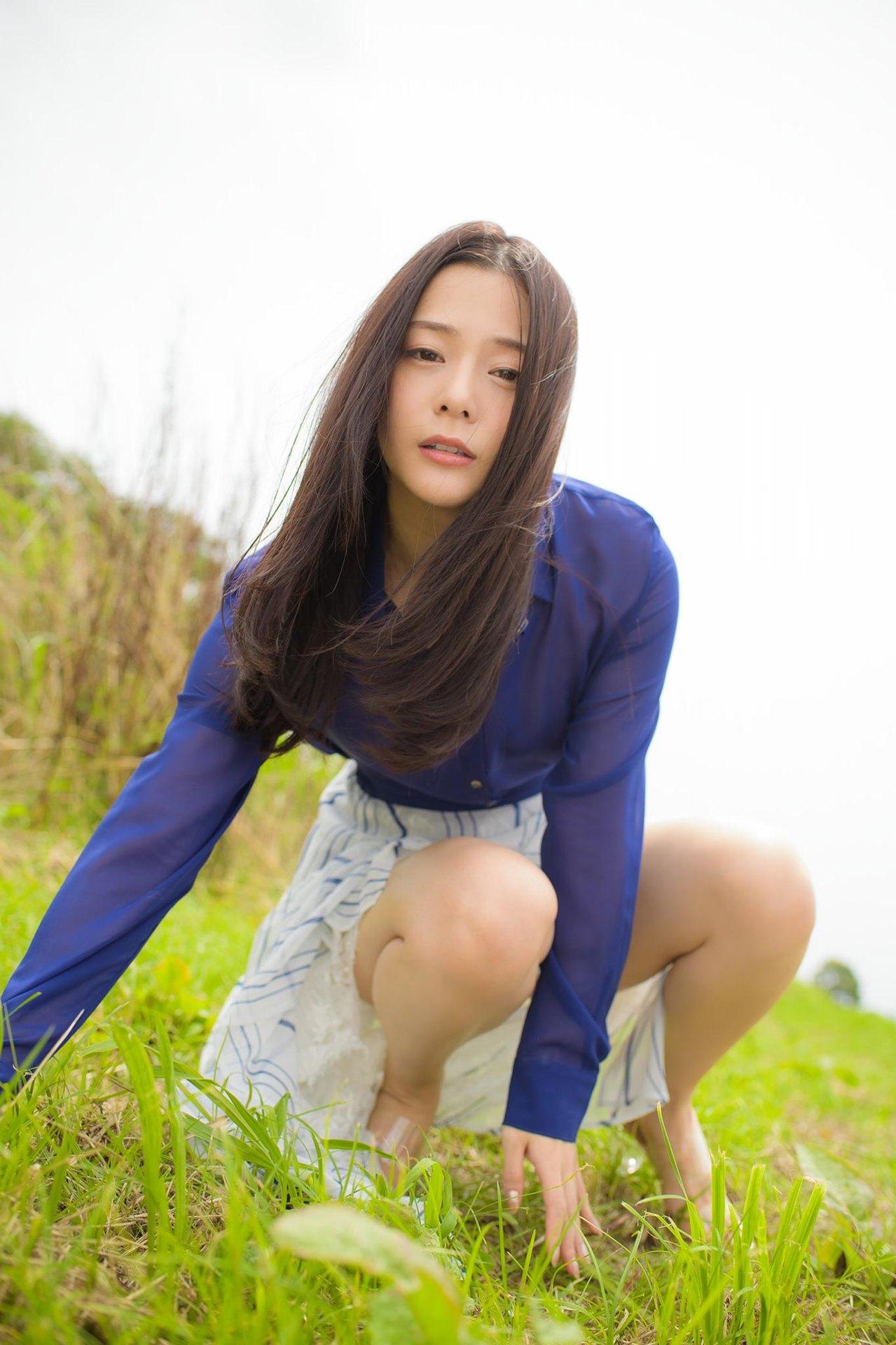 Yoshitaka Nene × Nikaido Yume: Welcome to Momojiri Village, Weekly Post Digital Photobook [82P