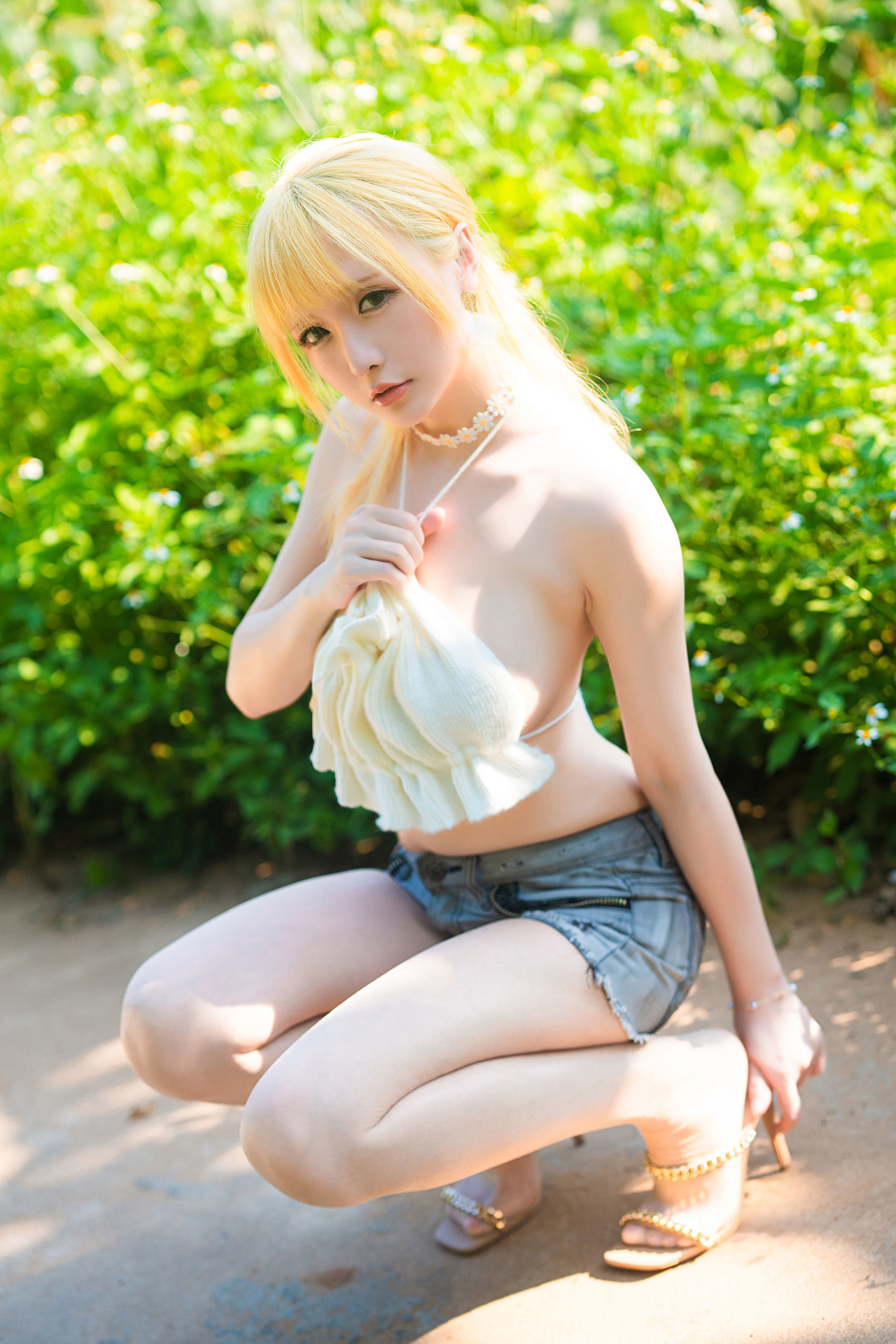Internet Celebrity Coser Photobook] Coser Miss Xing Zhi Chi Chi - Daily Sunny Sky