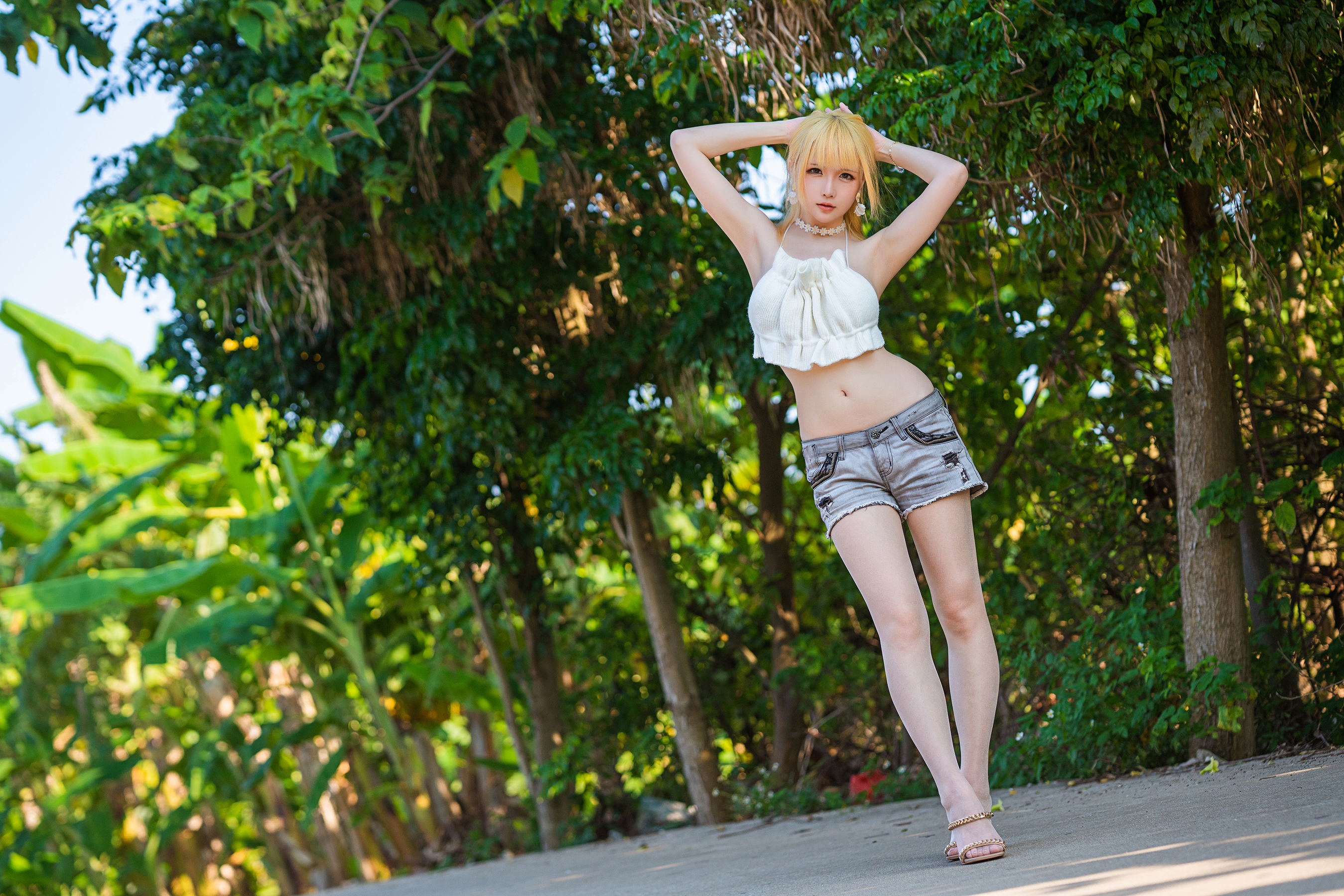 Internet Celebrity Coser Photobook] Coser Miss Xing Zhi Chi Chi - Daily Sunny Sky