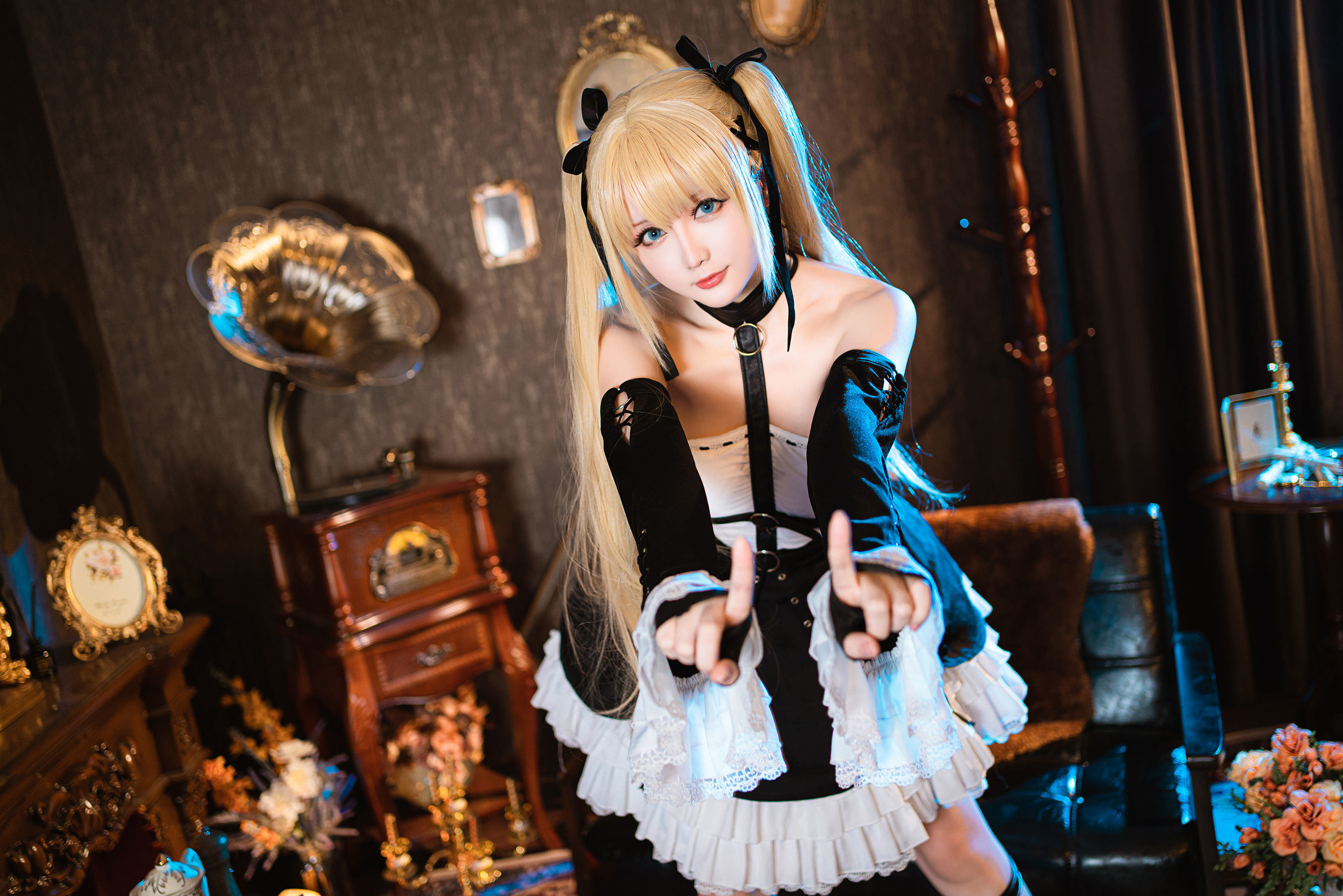 ネット有名人コスプレイヤー写真集] コスプレイヤーお姉さんセイノチチ - メアリーローズ