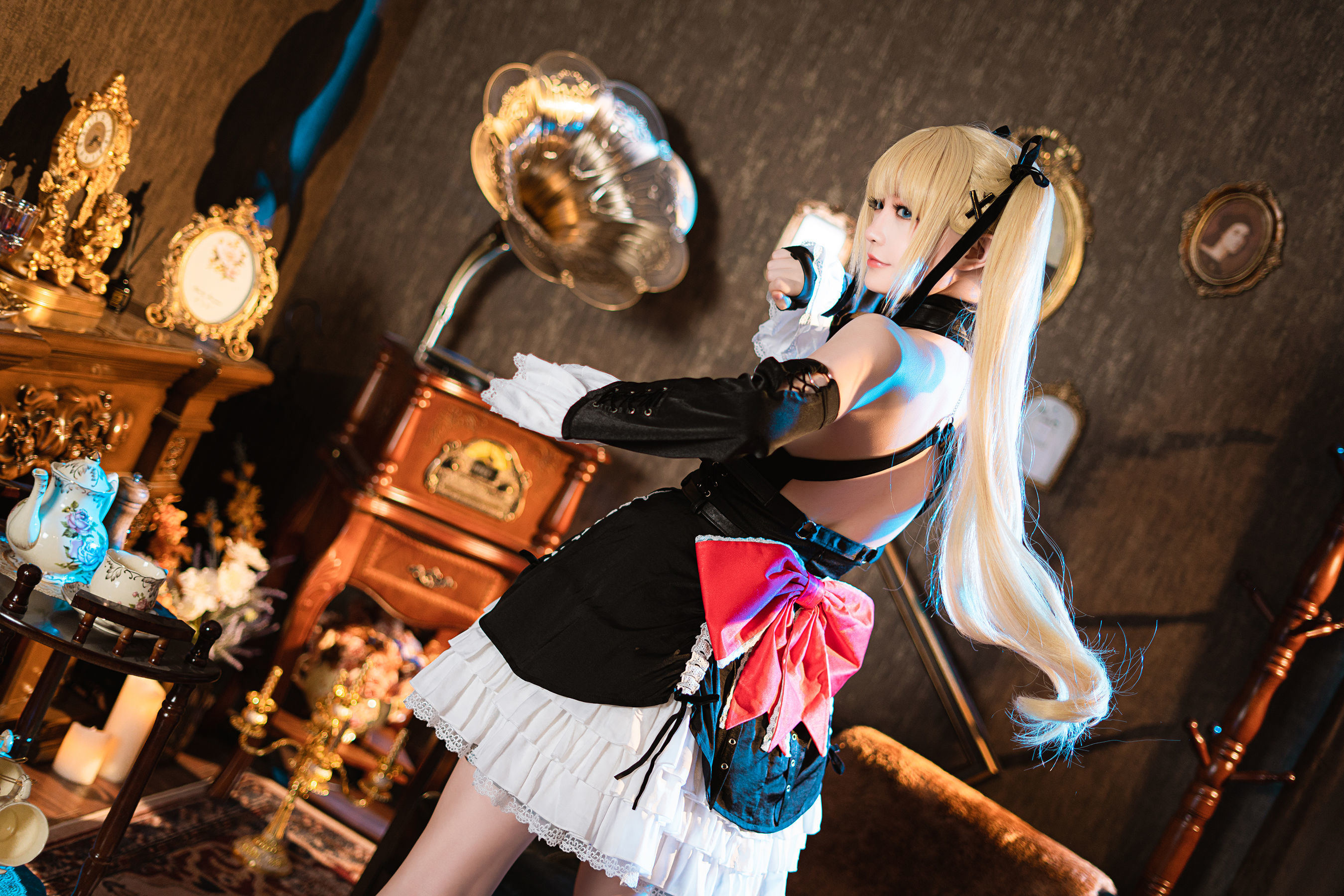 ネット有名人コスプレイヤー写真集] コスプレイヤーお姉さんセイノチチ - メアリーローズ