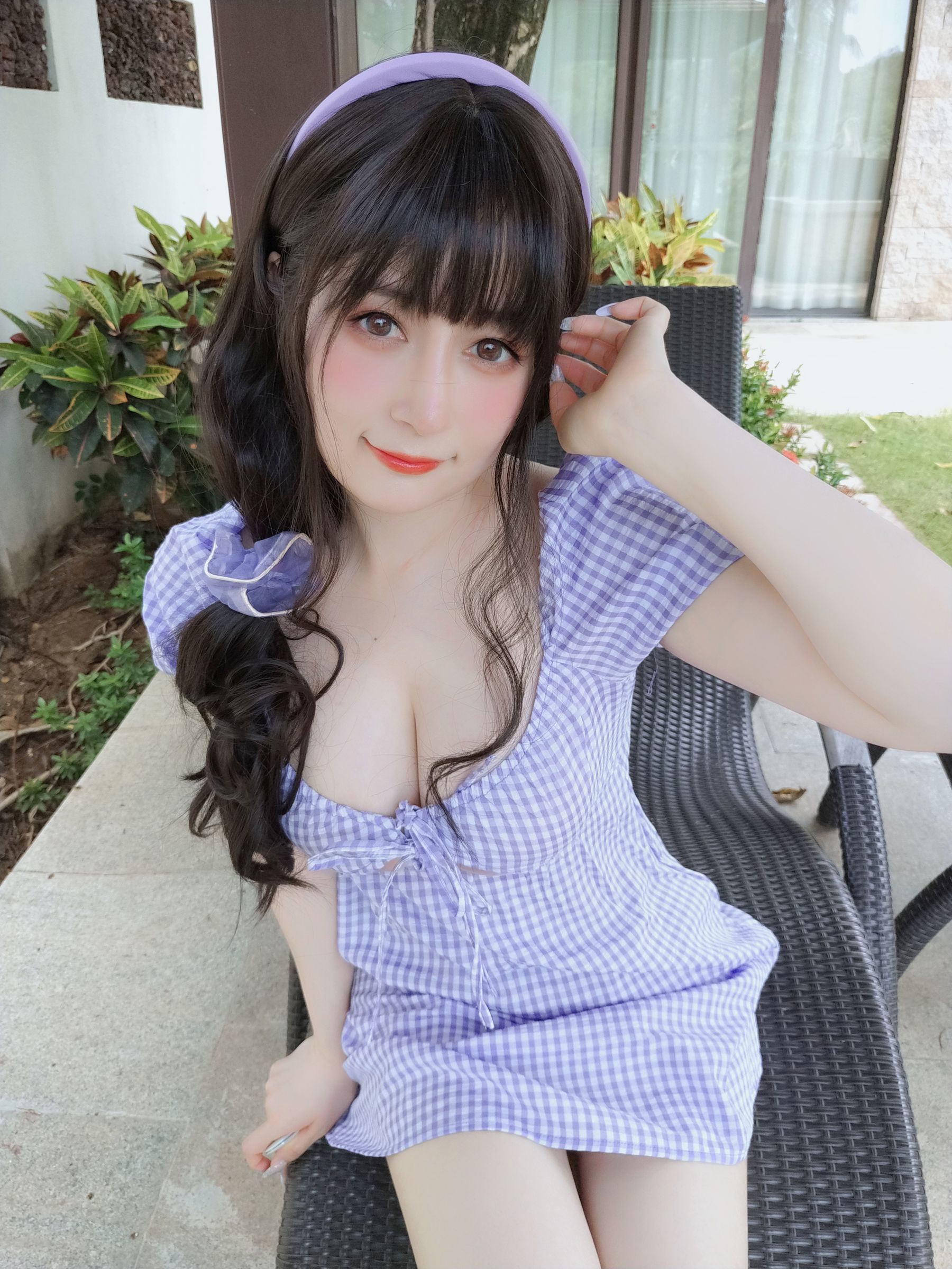 Ảnh chụp Coser nổi tiếng mạng] Coser tiểu thư Bạch Ngân - Váy caro mùa hè