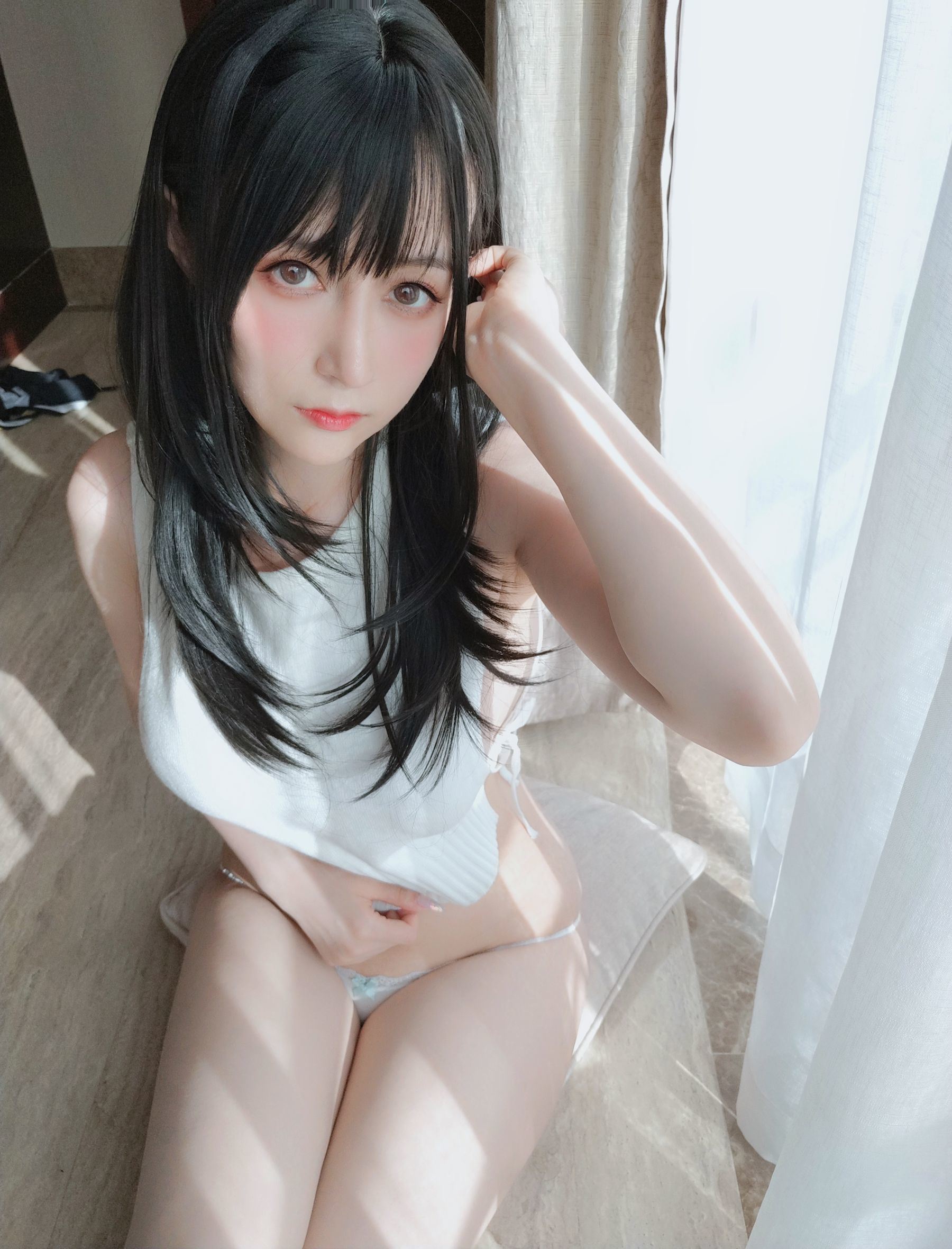 ネット有名人コスプレイヤー写真] コスプレイヤーお嬢さん白銀 - この誘惑的なセーター