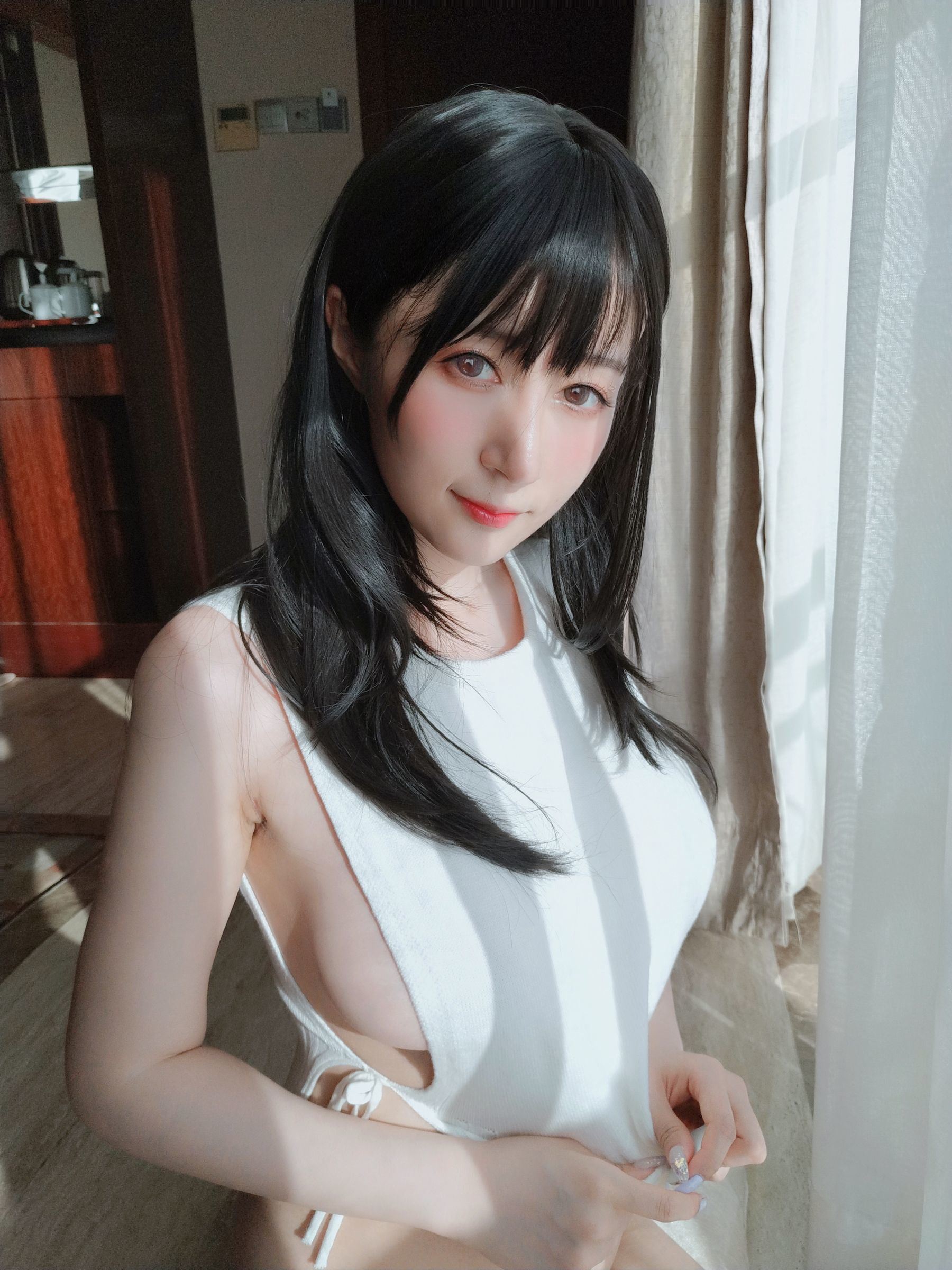 Ảnh Coser Nổi Tiếng] Coser Cô Chị Bạc - Chiếc áo len quyến rũ này