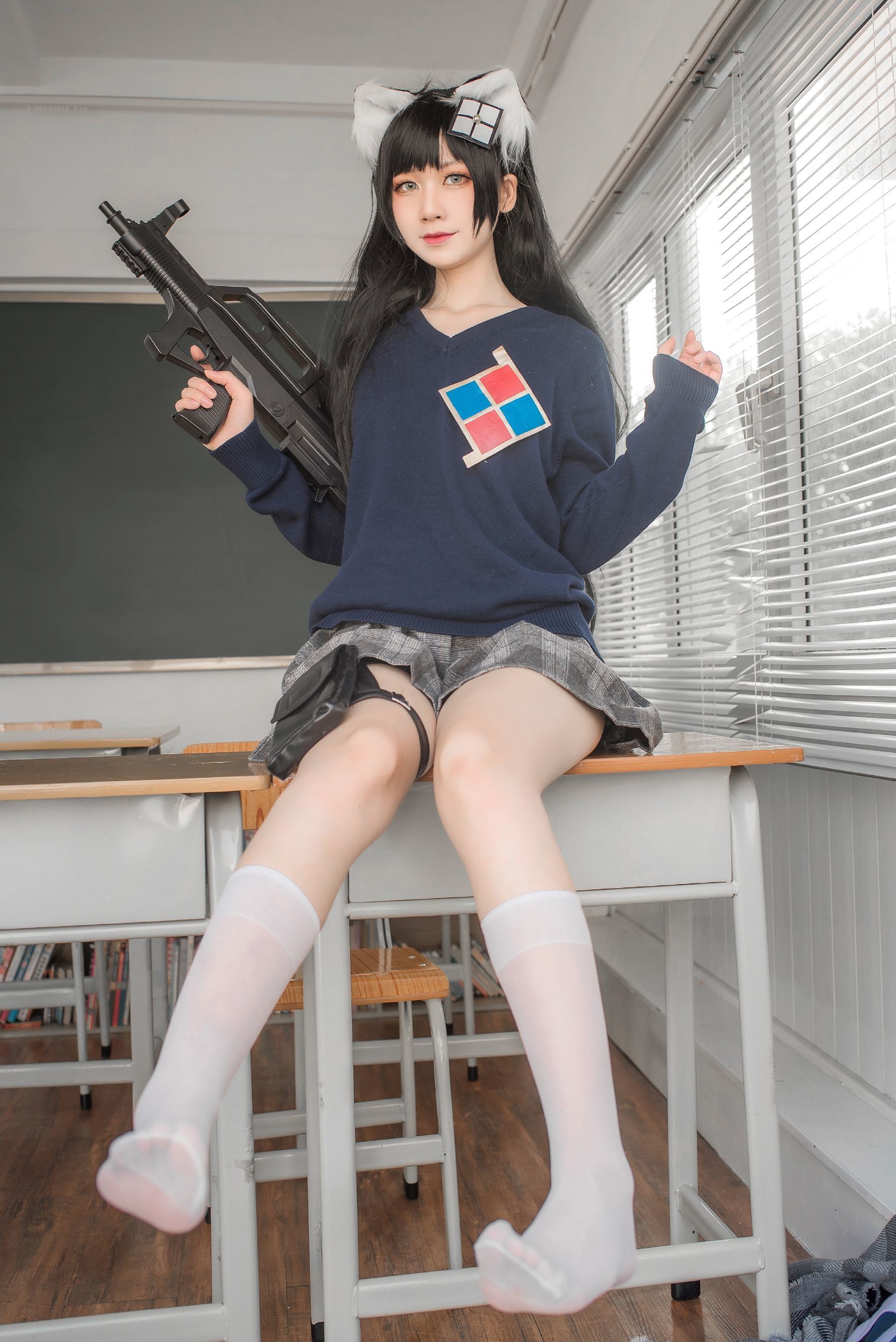 เน็ตไอดอล COSER 写真] อิซึมิเซ็นโมโมโกะ สวัสดิการ - ฤดูจบการศึกษาสีขาวบริสุทธิ์
