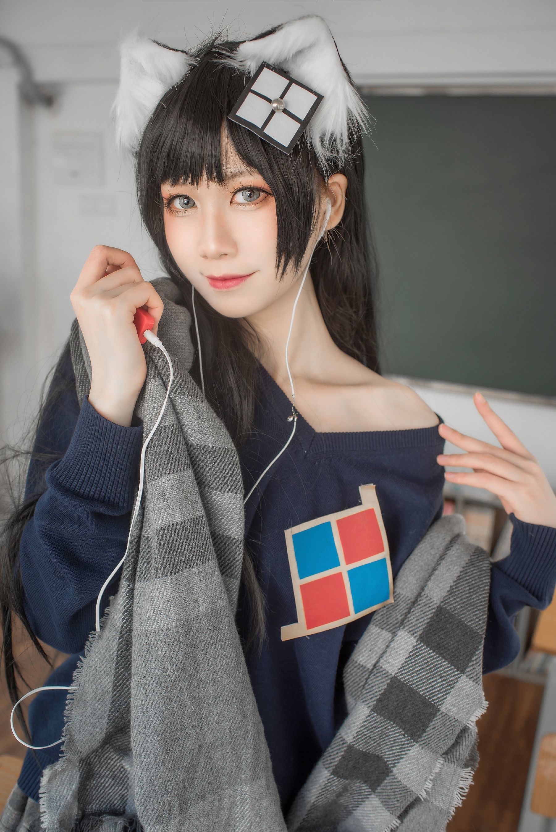 เน็ตไอดอล COSER 写真] อิซึมิเซ็นโมโมโกะ สวัสดิการ - ฤดูจบการศึกษาสีขาวบริสุทธิ์