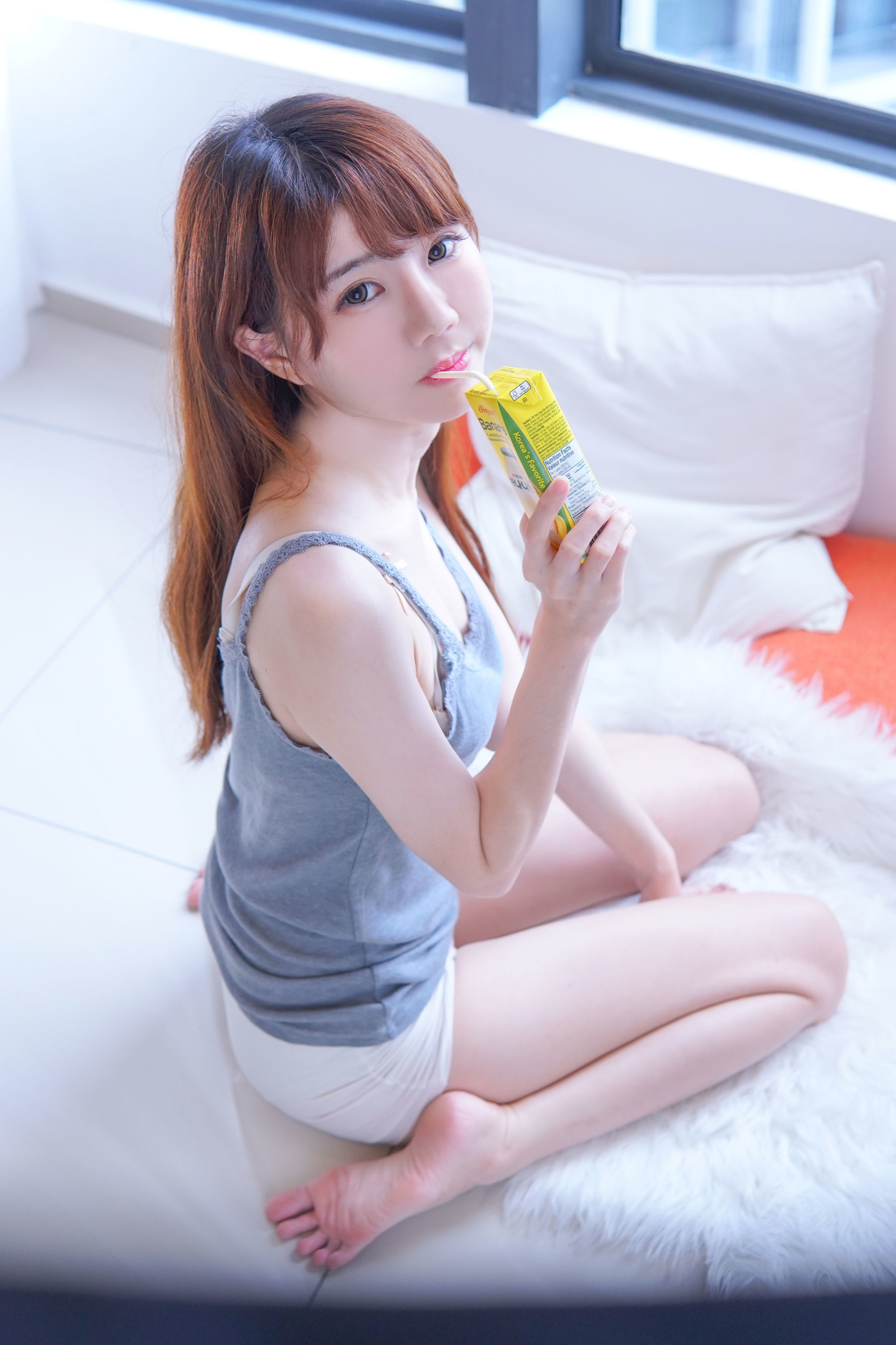 Internet Celebrity Cosplayer Photobook: Sally Dorasnow - Casual Singlet Day Fanservice