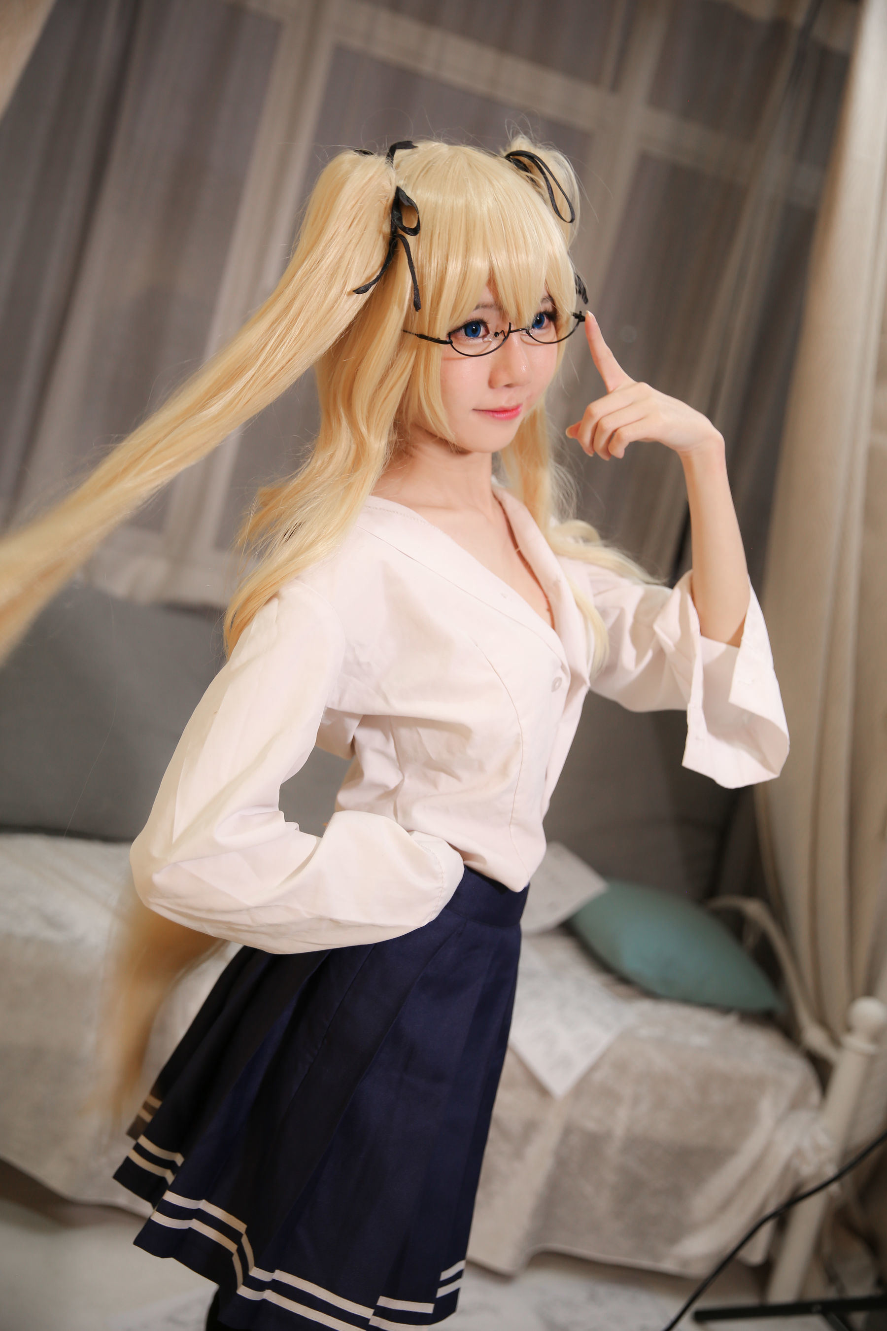 Internet Celebrity Cosplayer Photobook] Sally Dorasnow - Eriri School Girl