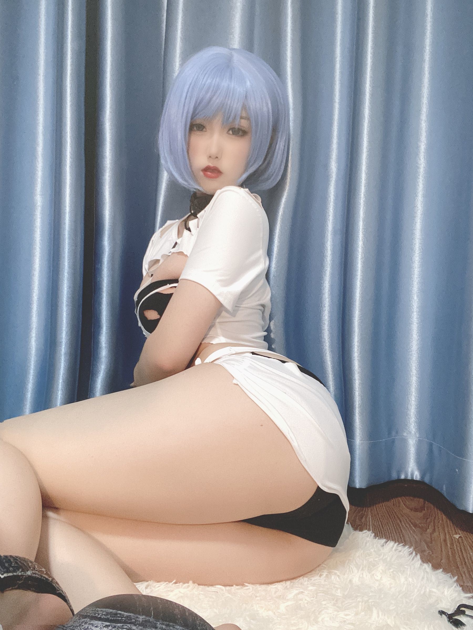 Internet Celebrity Cosplayer Photobook] Yi Bei Yi Bei - Chapayev Prisoner Uniform