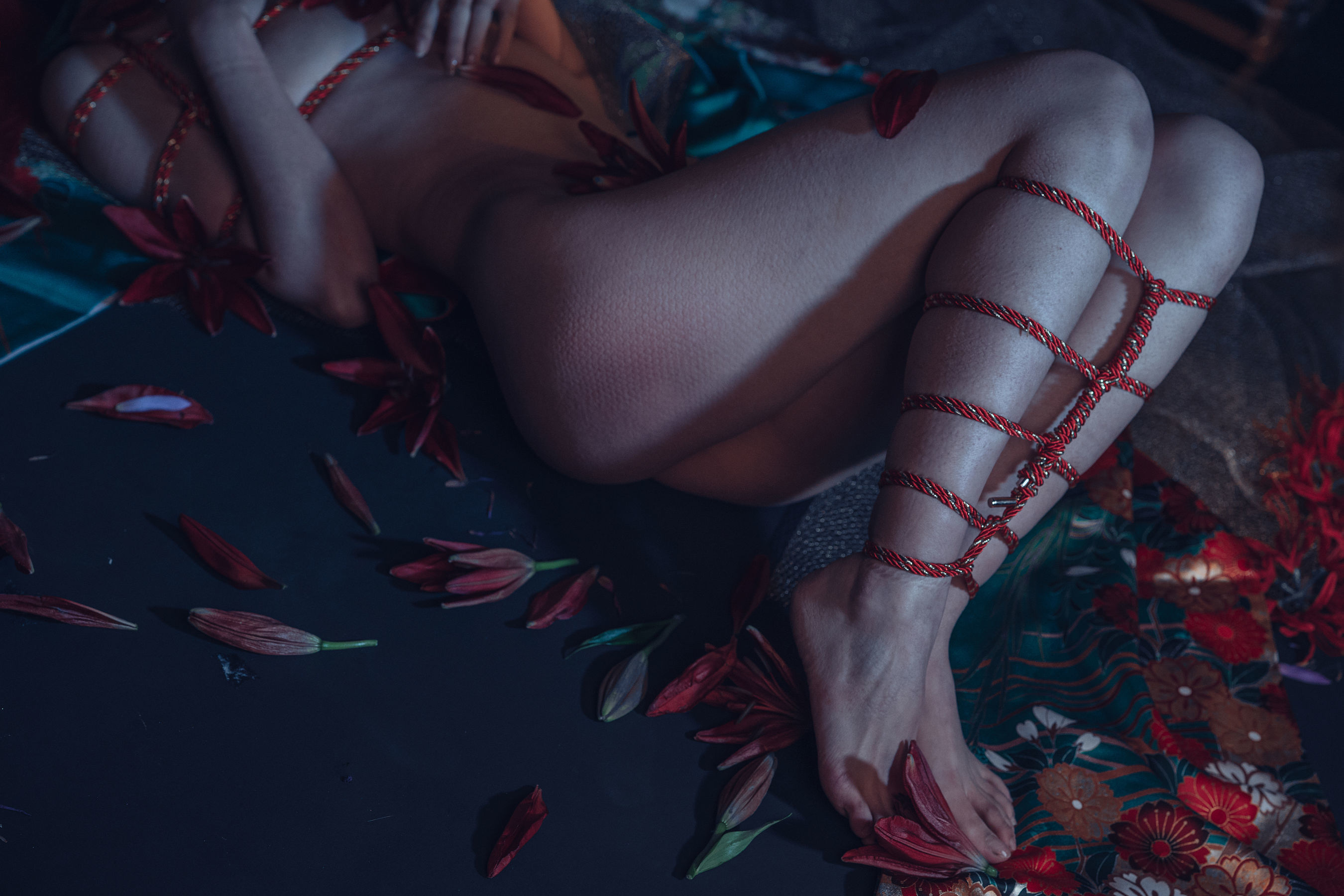 Internet Celebrity Coser Photobook] Yun Xi Xi - Flower and Rope