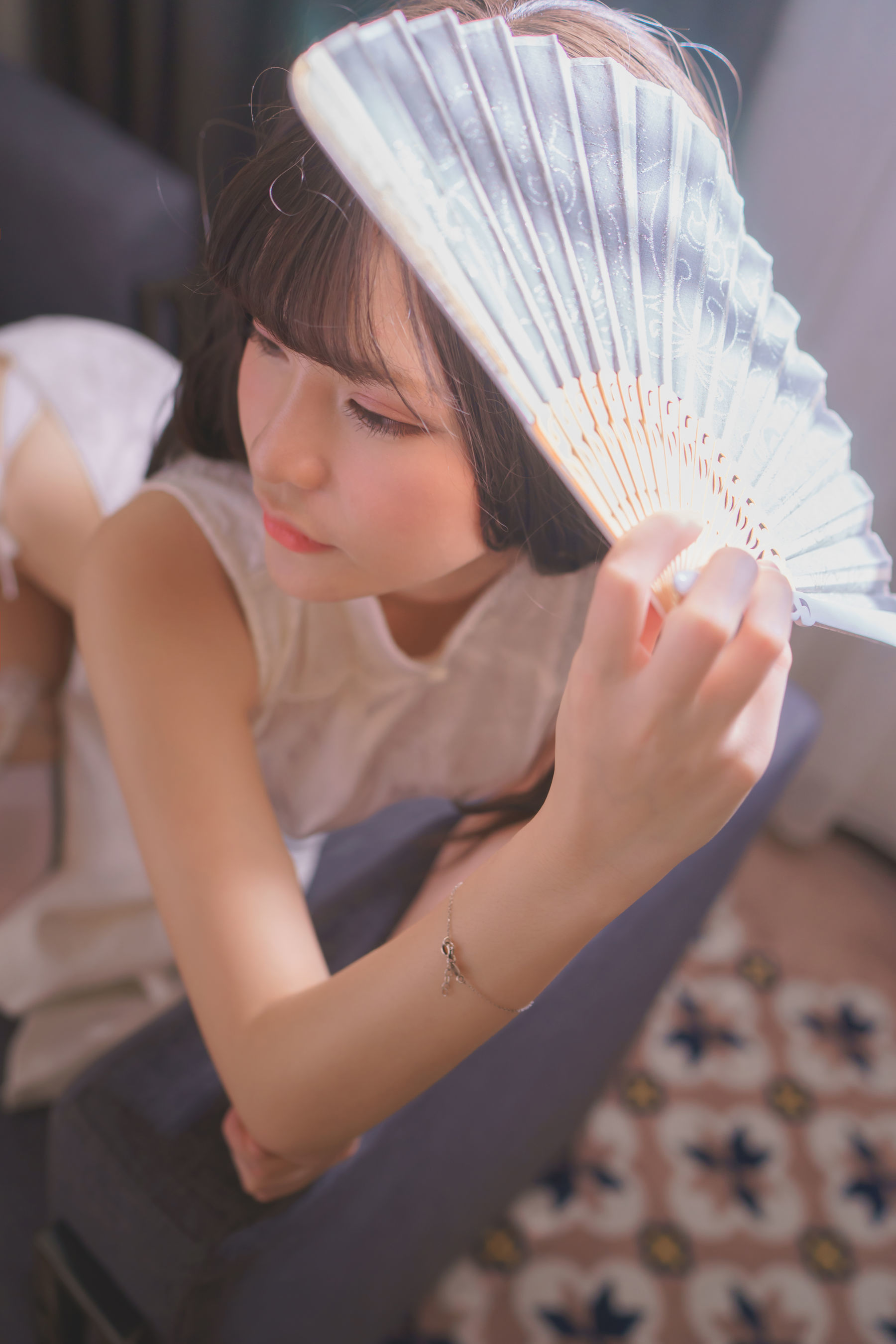 網紅COSER寫真] 前羽_rr - 白絲旗袍