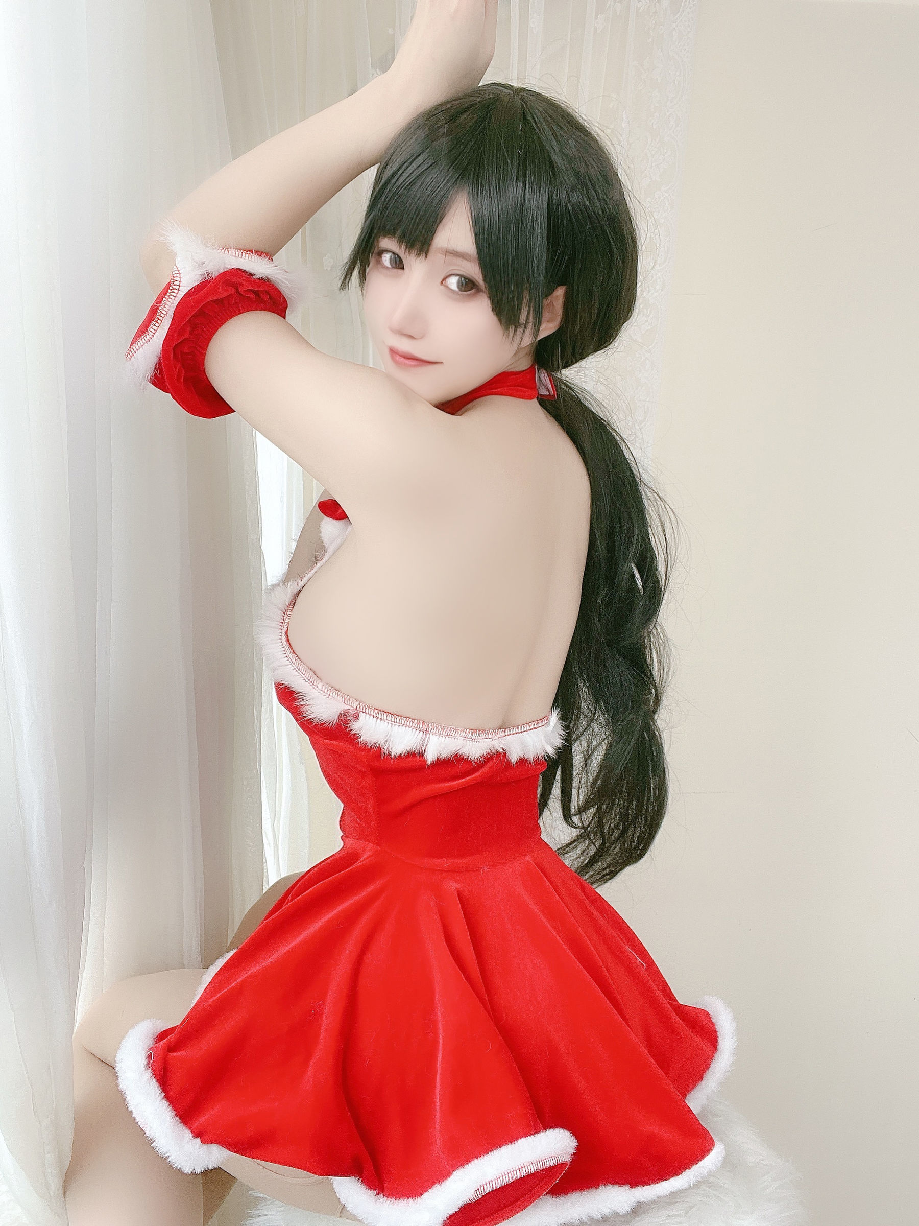 ネット有名人COSER写真] アニメブロガー小倉千代w - 赤いクリスマスプレゼントのスカート