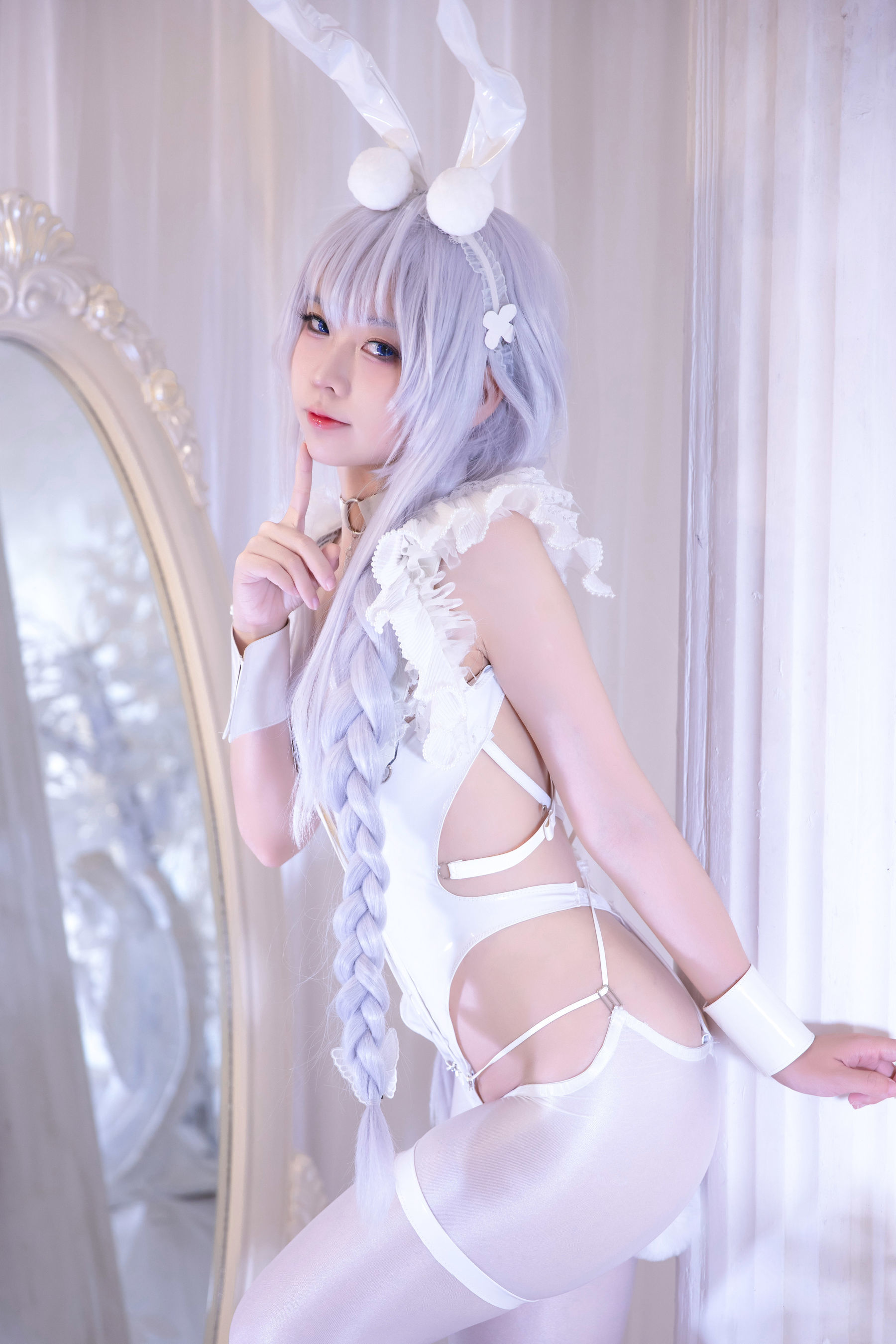 Internet Celebrity Coser Photobook] Anime Blogger G44 Will Not Get Hurt - Vicious