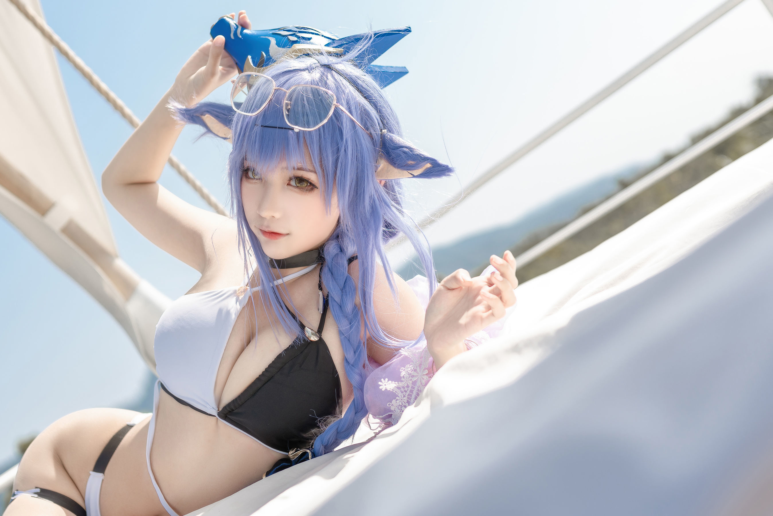 Internet Celebrity Cosplayer Photobook] Anime Blogger Chun Mo Mo - 's Holiday Shi Zuo