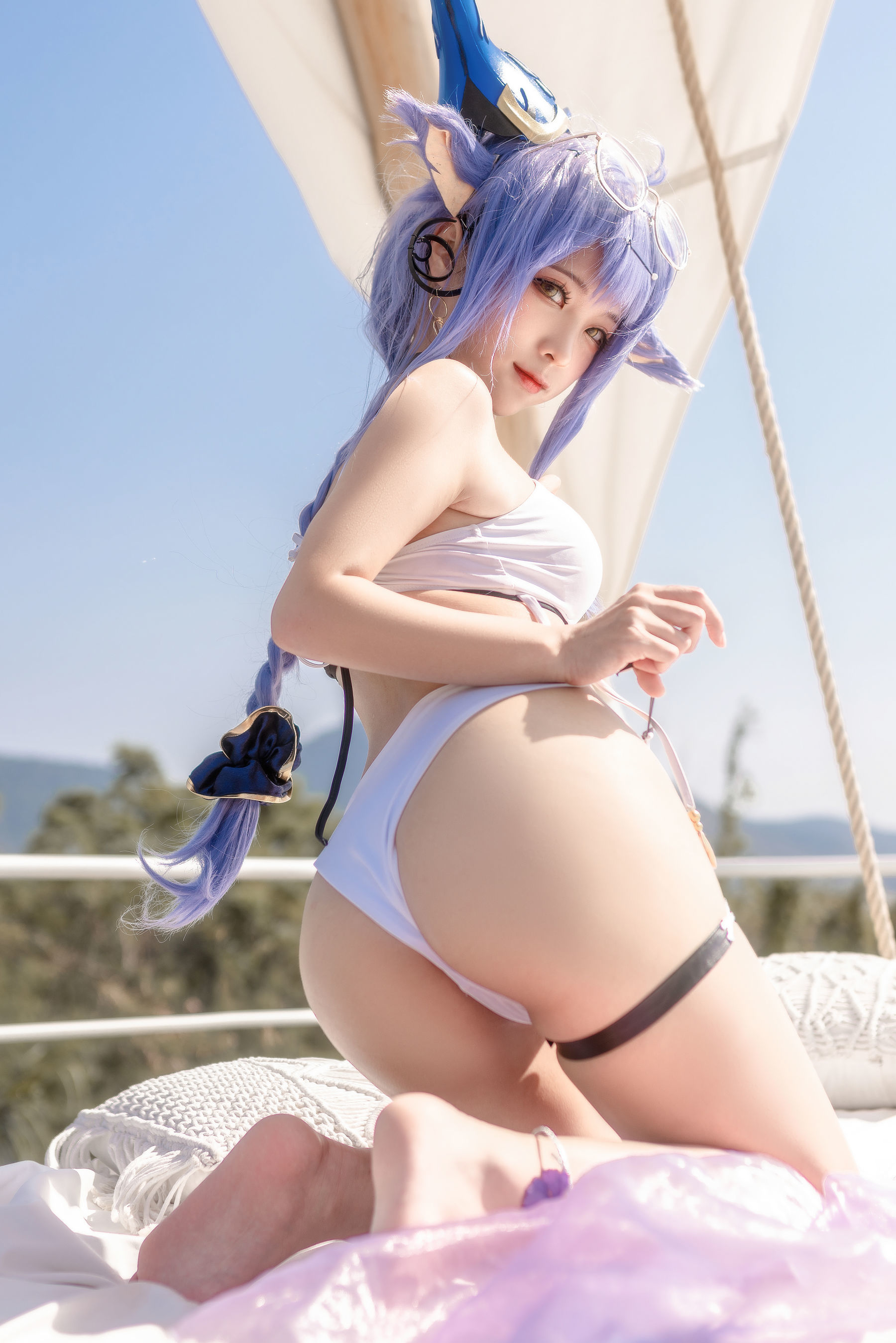 Internet Celebrity Cosplayer Photobook] Anime Blogger Chun Mo Mo - 's Holiday Shi Zuo