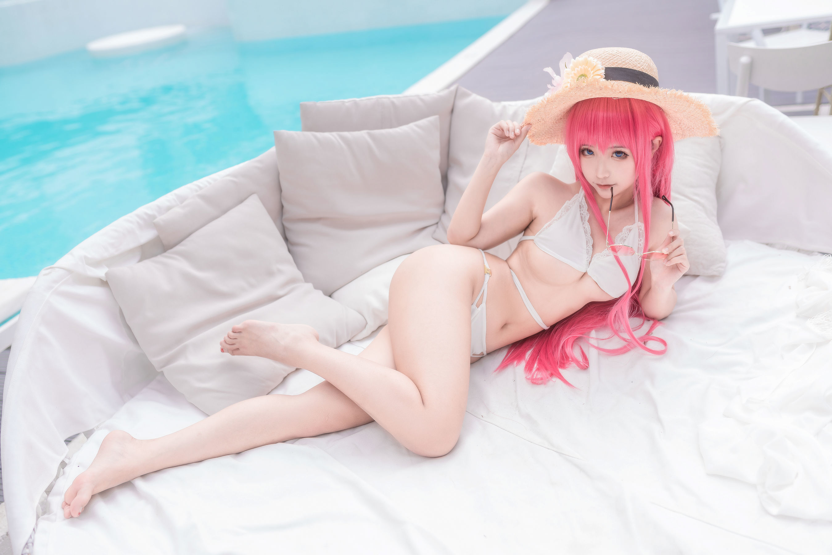 Internet Celebrity COSER Photobook] Anime Blogger Stun Mo Mo - 's Holiday Sukuv