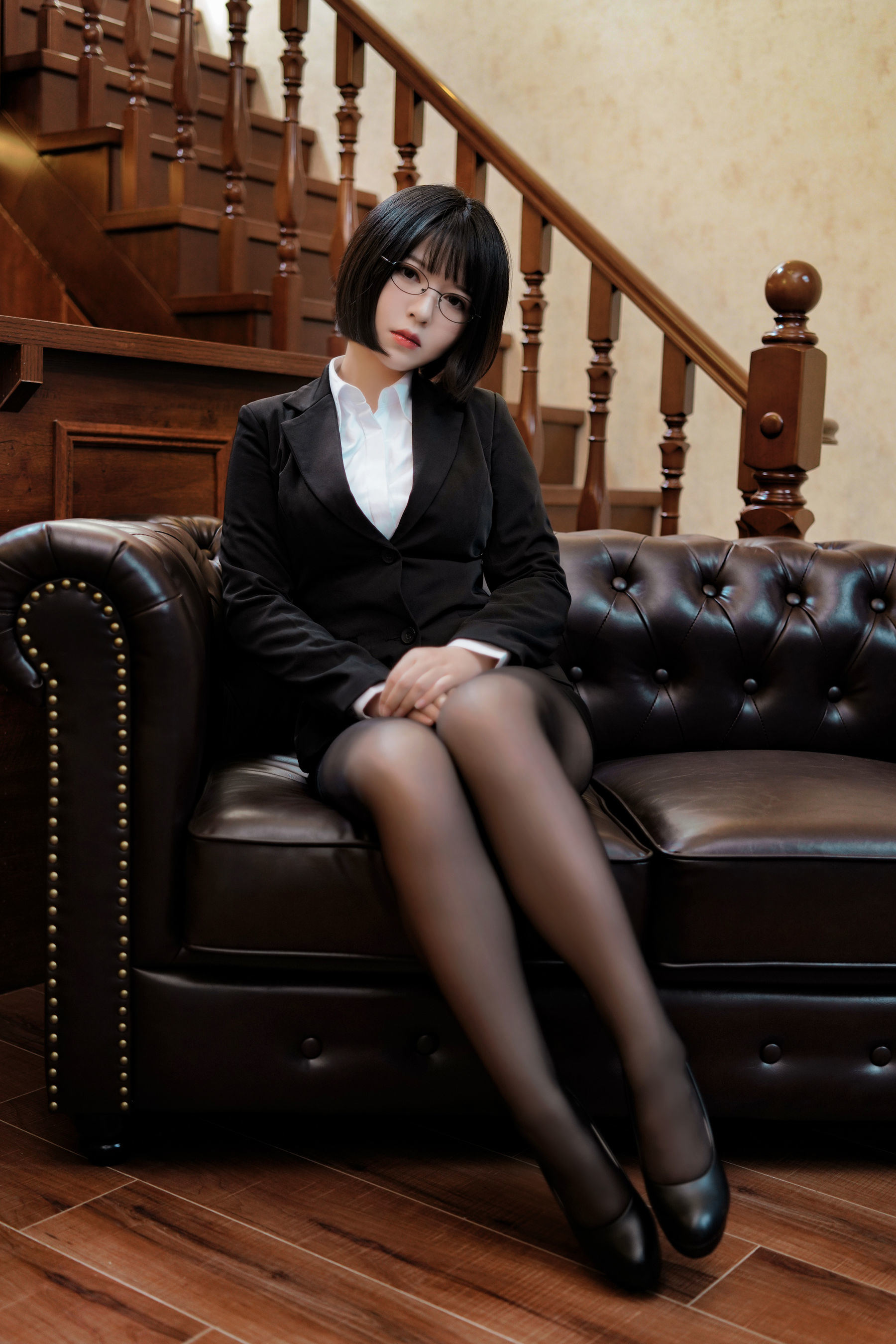 半半子 OL様 黑丝制服写真