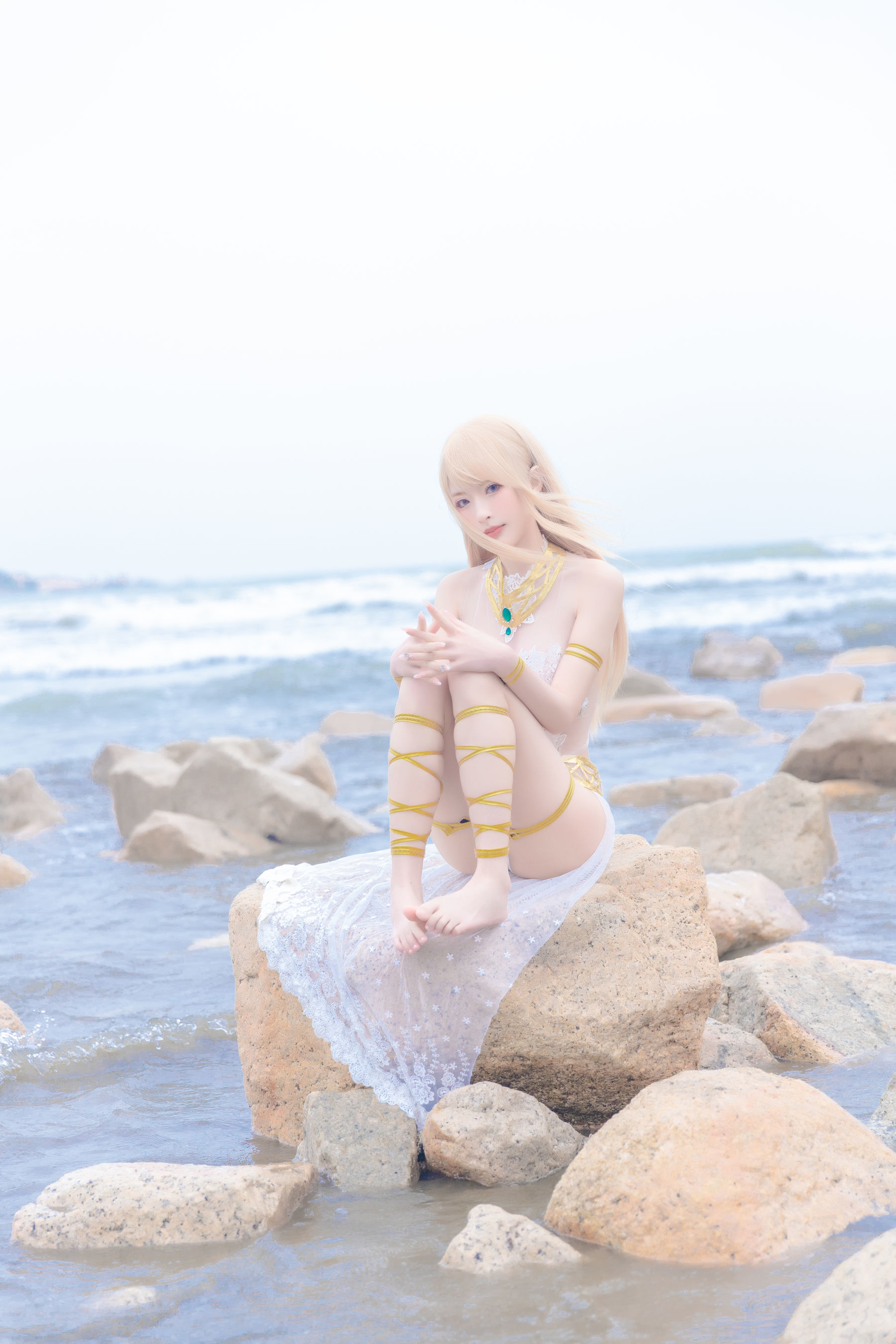 [网红COSER写真] 尤物清水由乃 - 玛丽萝丝白色泳衣