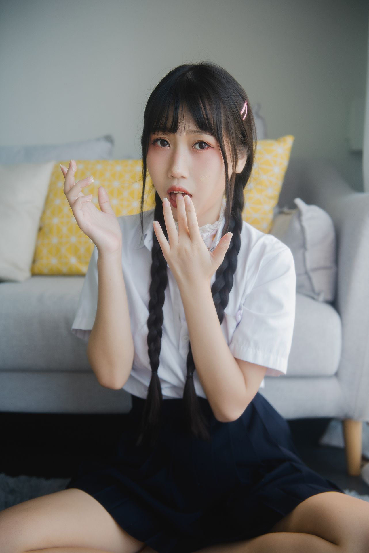 Internet Celebrity Coser Photobook] Popular Weibo Coser Bu Dai Mao - Creamy Girl
