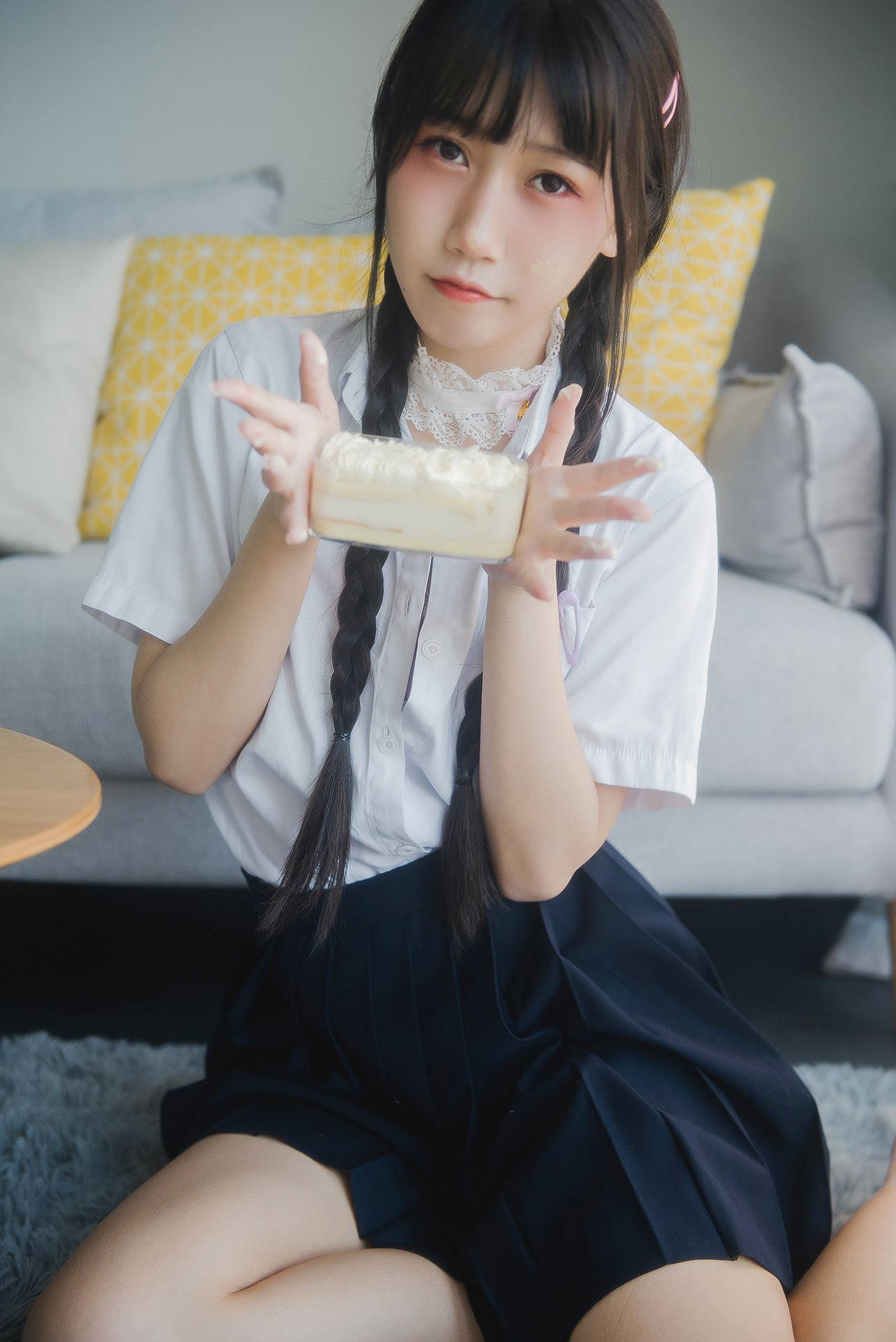 Internet Celebrity Coser Photobook] Popular Weibo Coser Bu Dai Mao - Creamy Girl