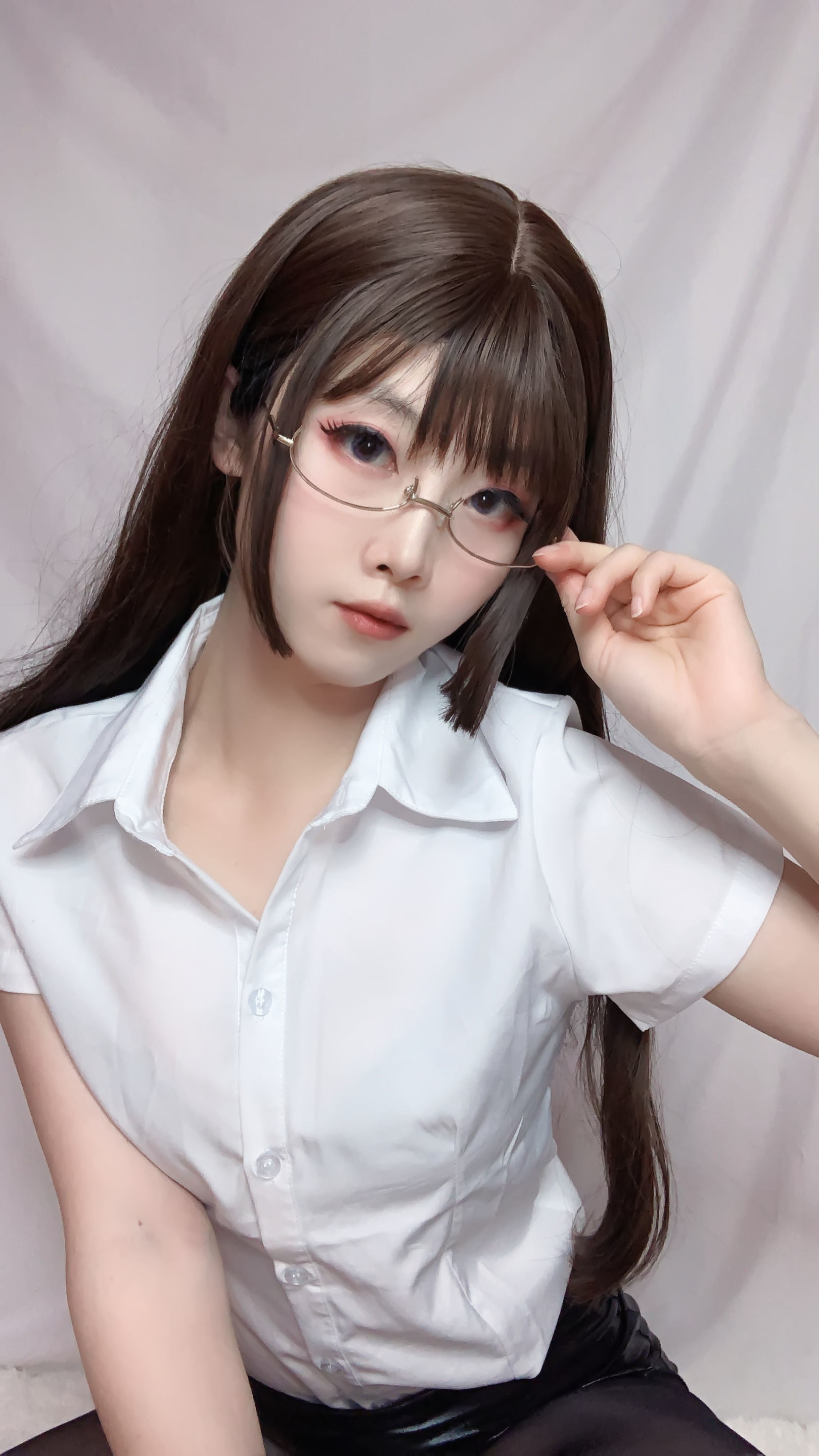 ネット有名人コスプレイヤー写真集] バイロウはとても白い - OL教室