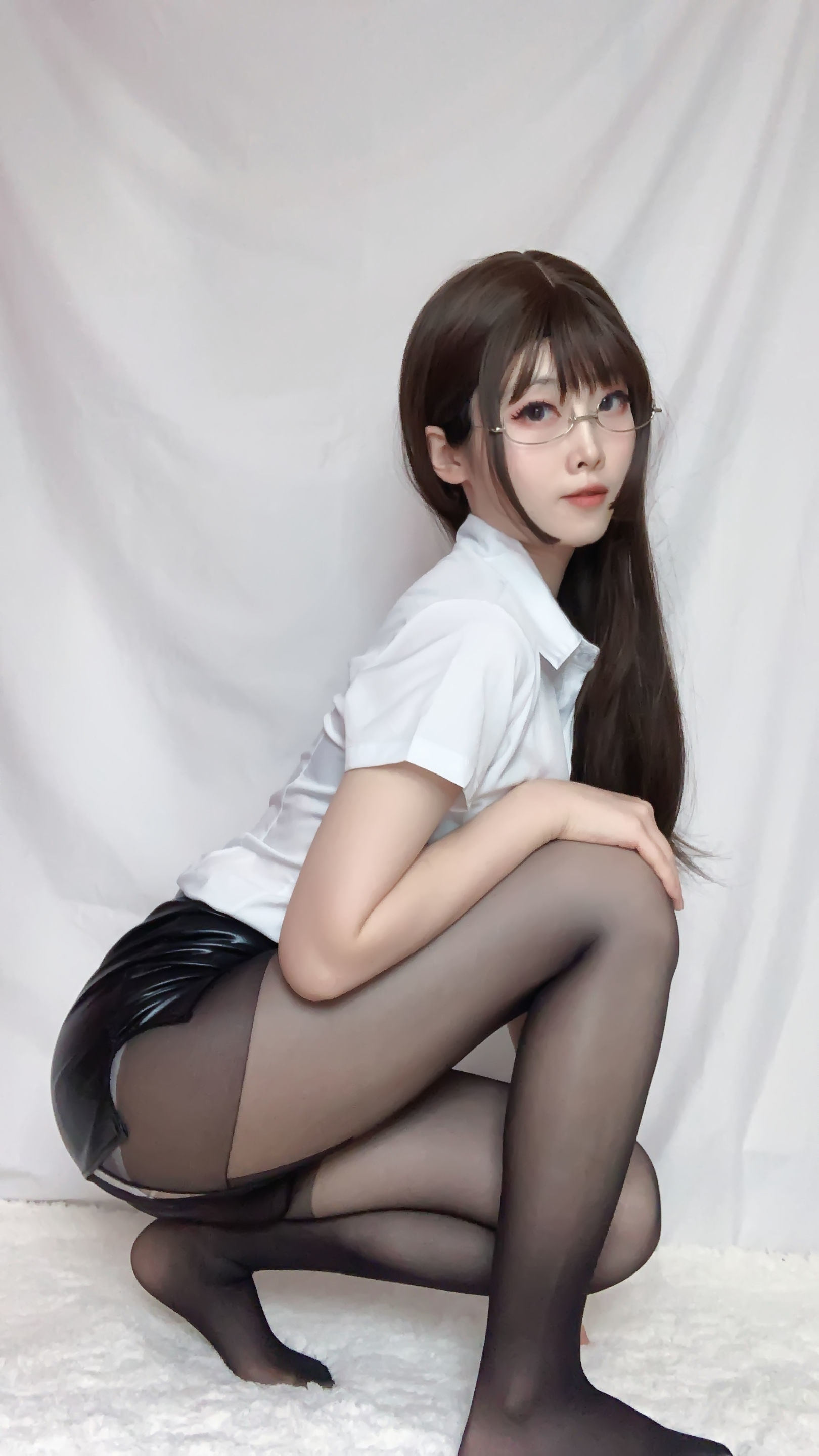 ネット有名人コスプレイヤー写真集] バイロウはとても白い - OL教室